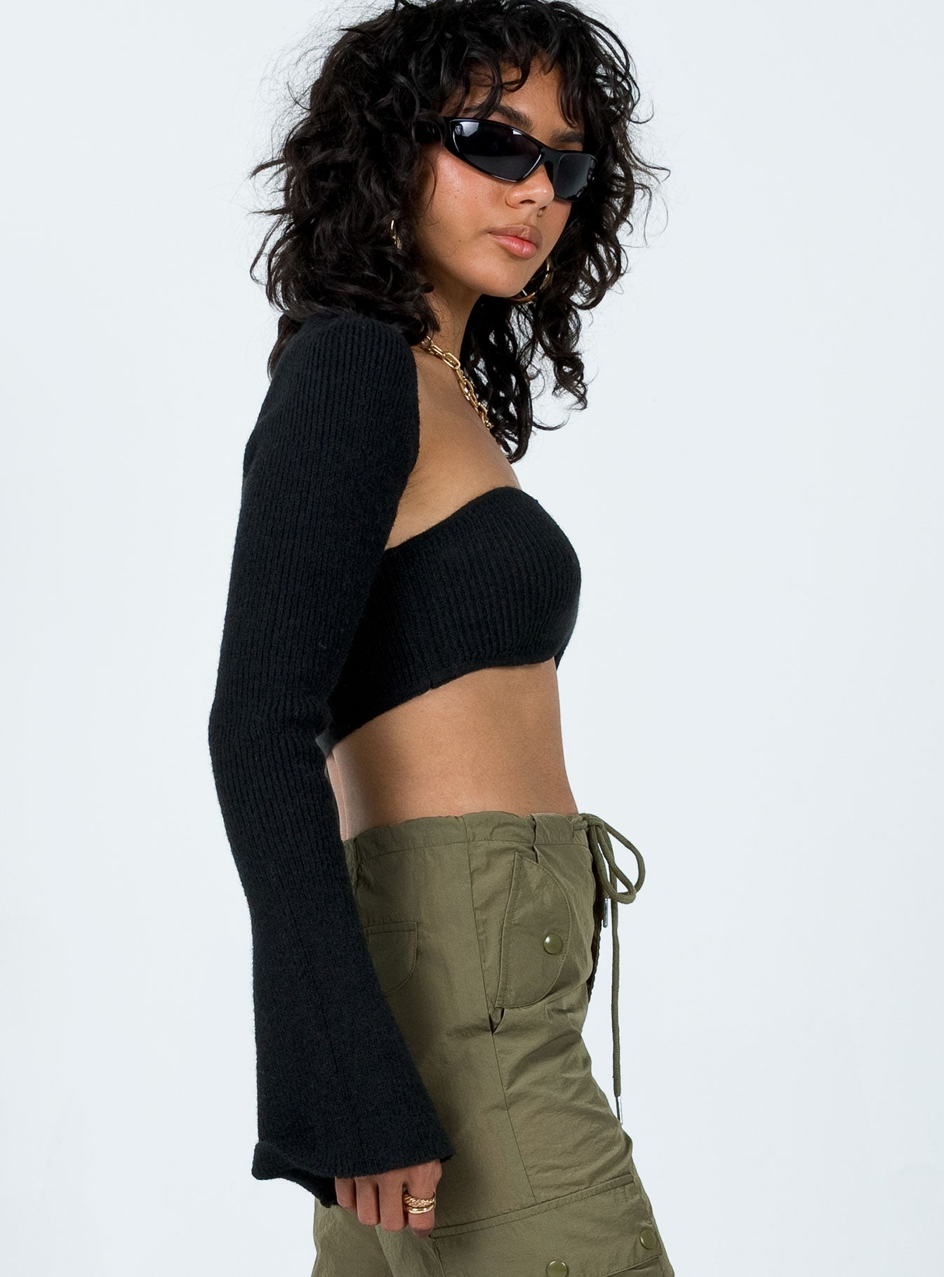 Decre Cropped Sweater Black - Image 3