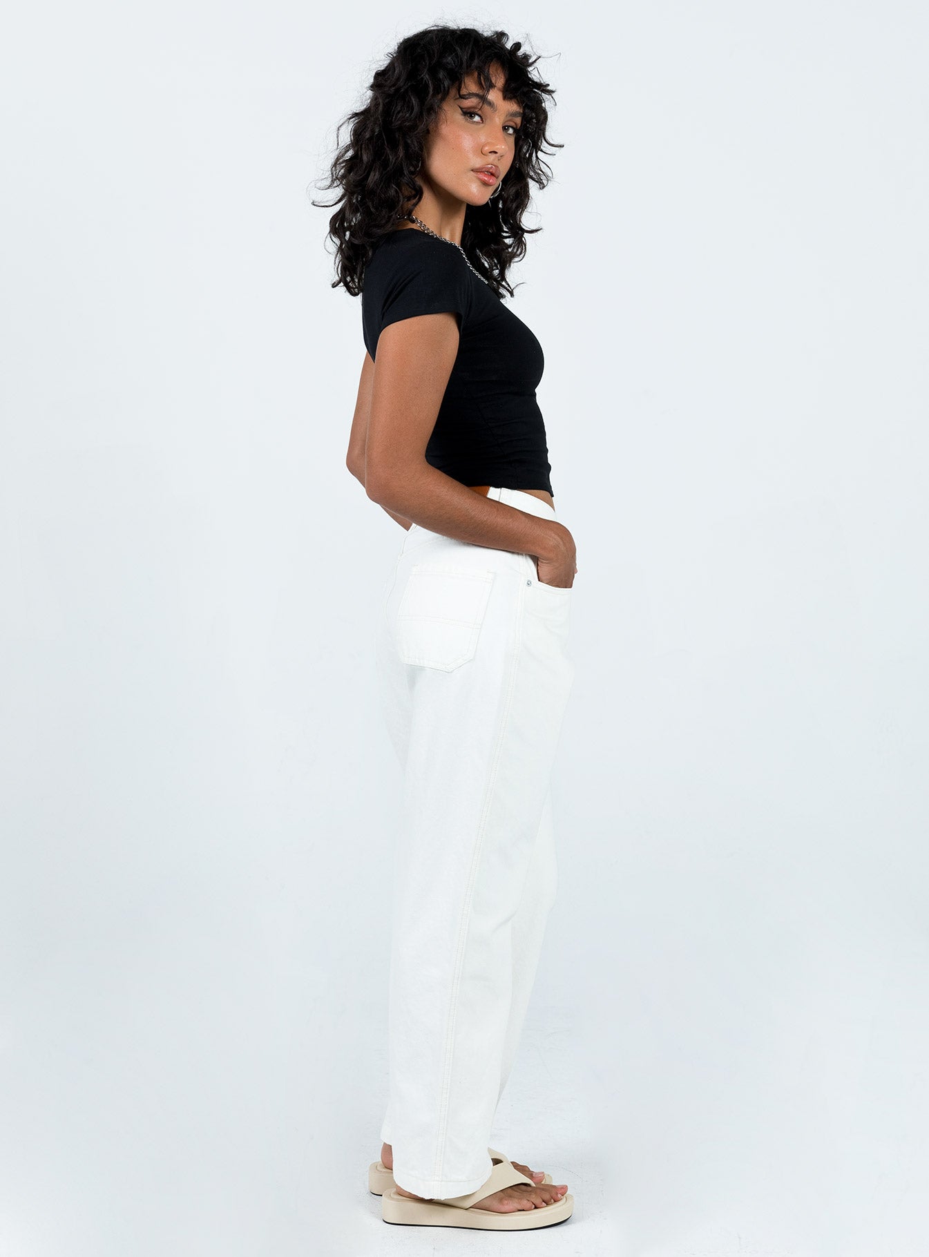 Karana Slouch Jeans Ivory - Image 4