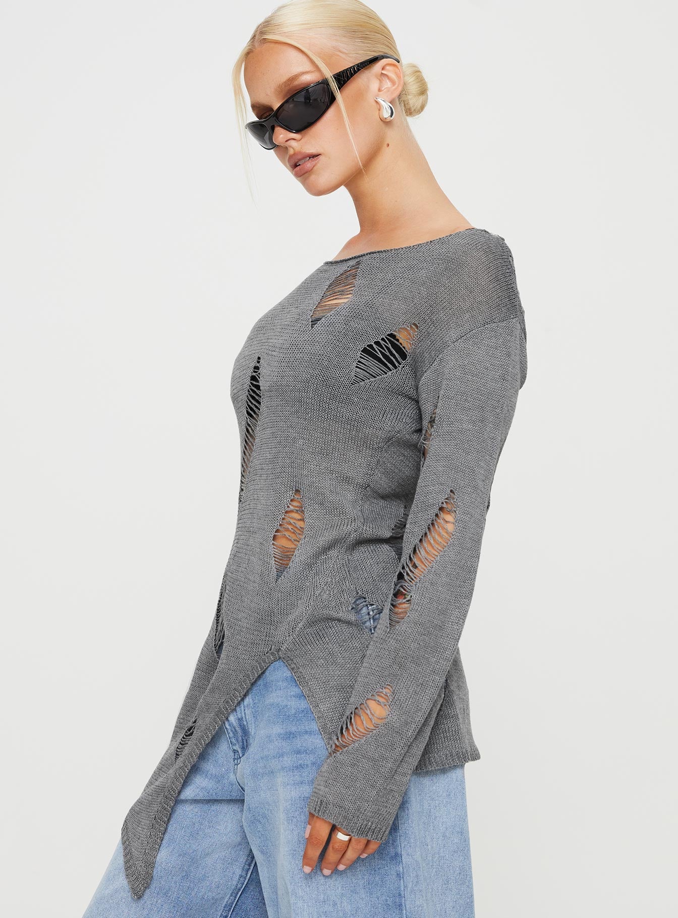 Ermina Distressed Sweater Grey - Image 4
