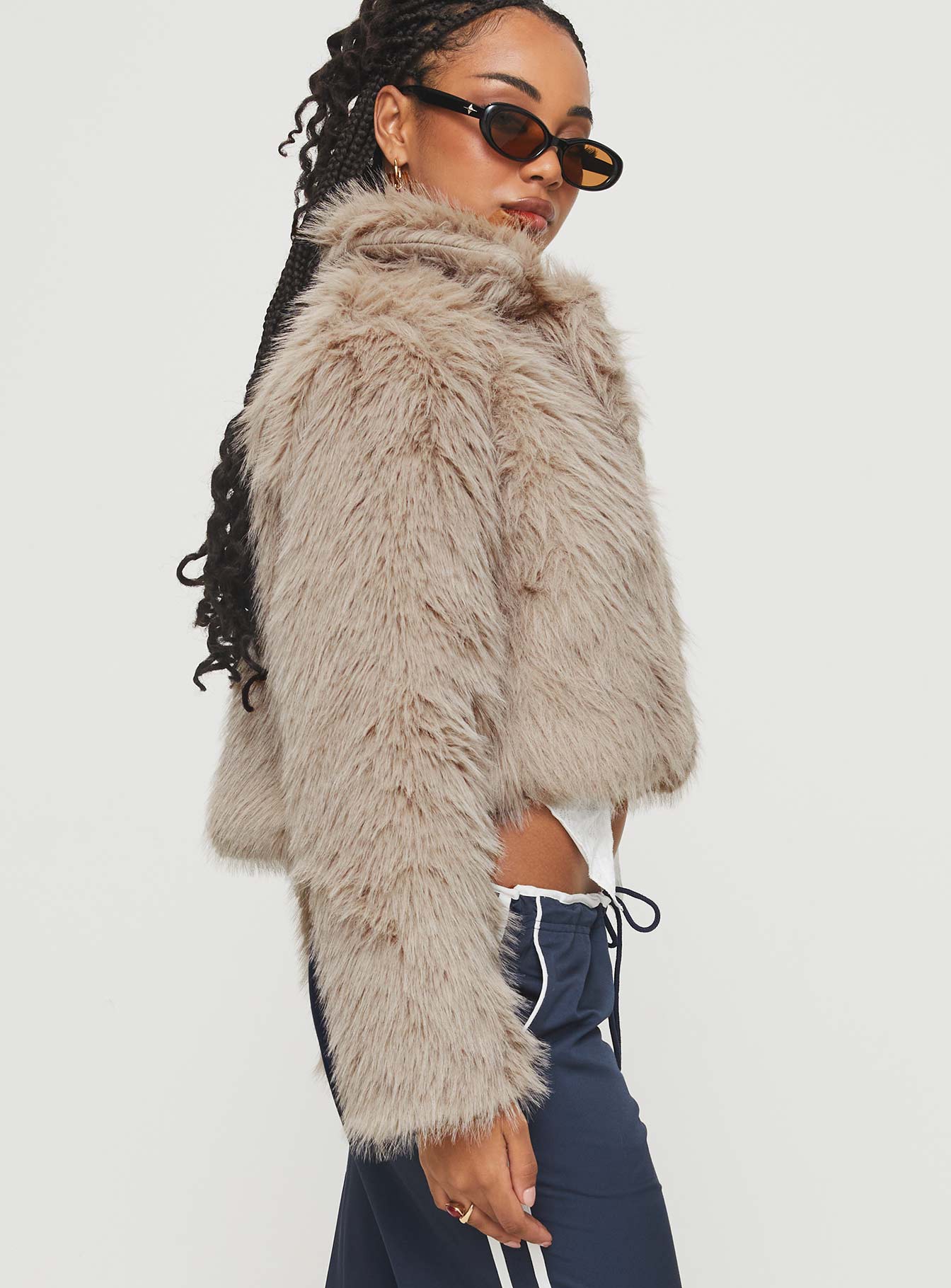Addie Faux Fur Jacket Mushroom - Image 4