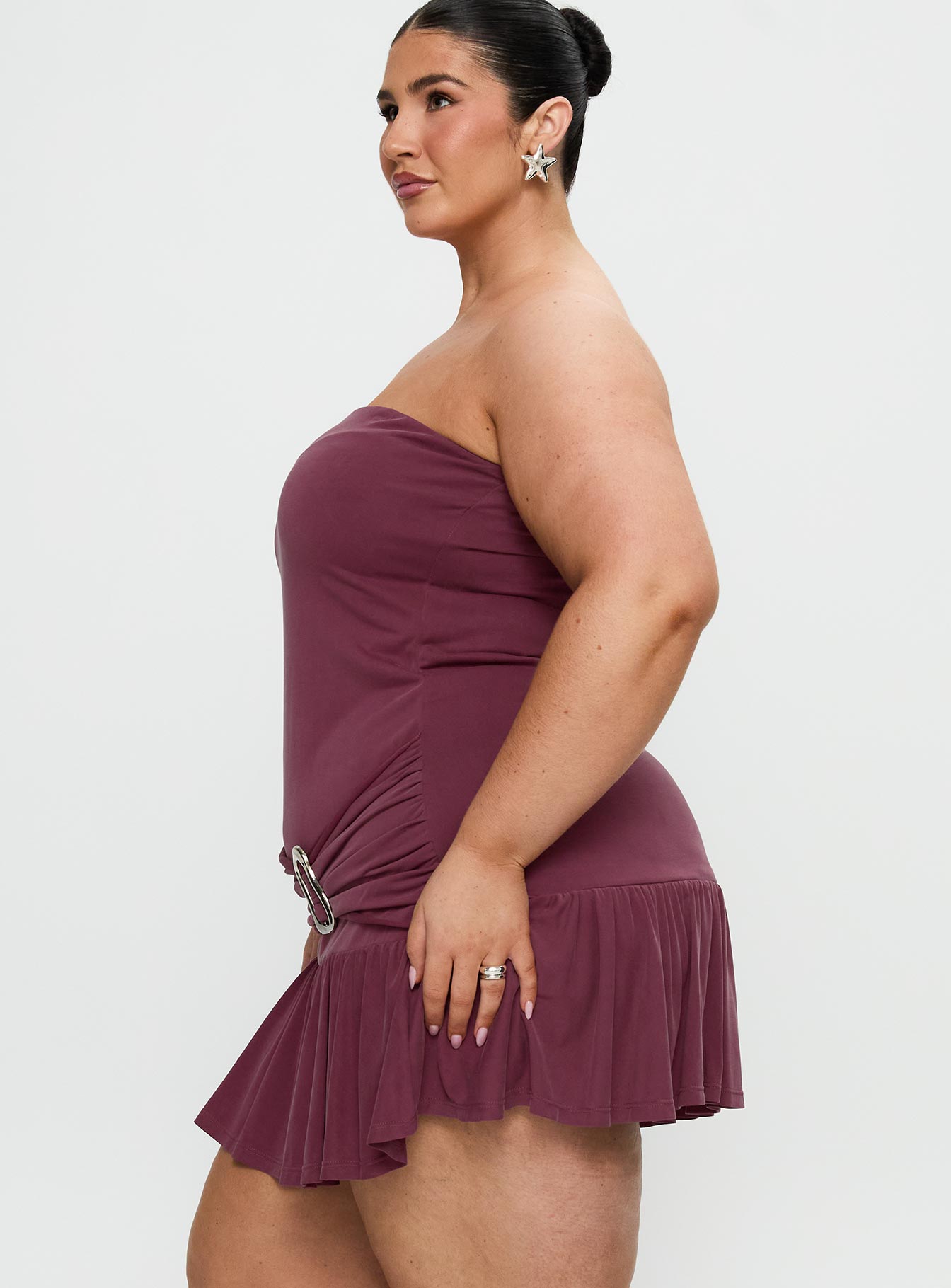 Love Lingers Strapless Mini Dress Burgundy Curve - Image 4