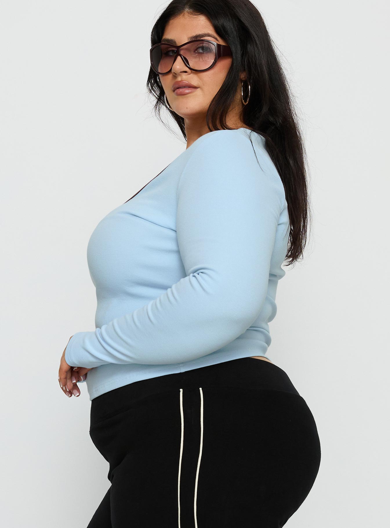 Baseline V Neck Long Sleeve Top Blue / Brown Curve - Image 4