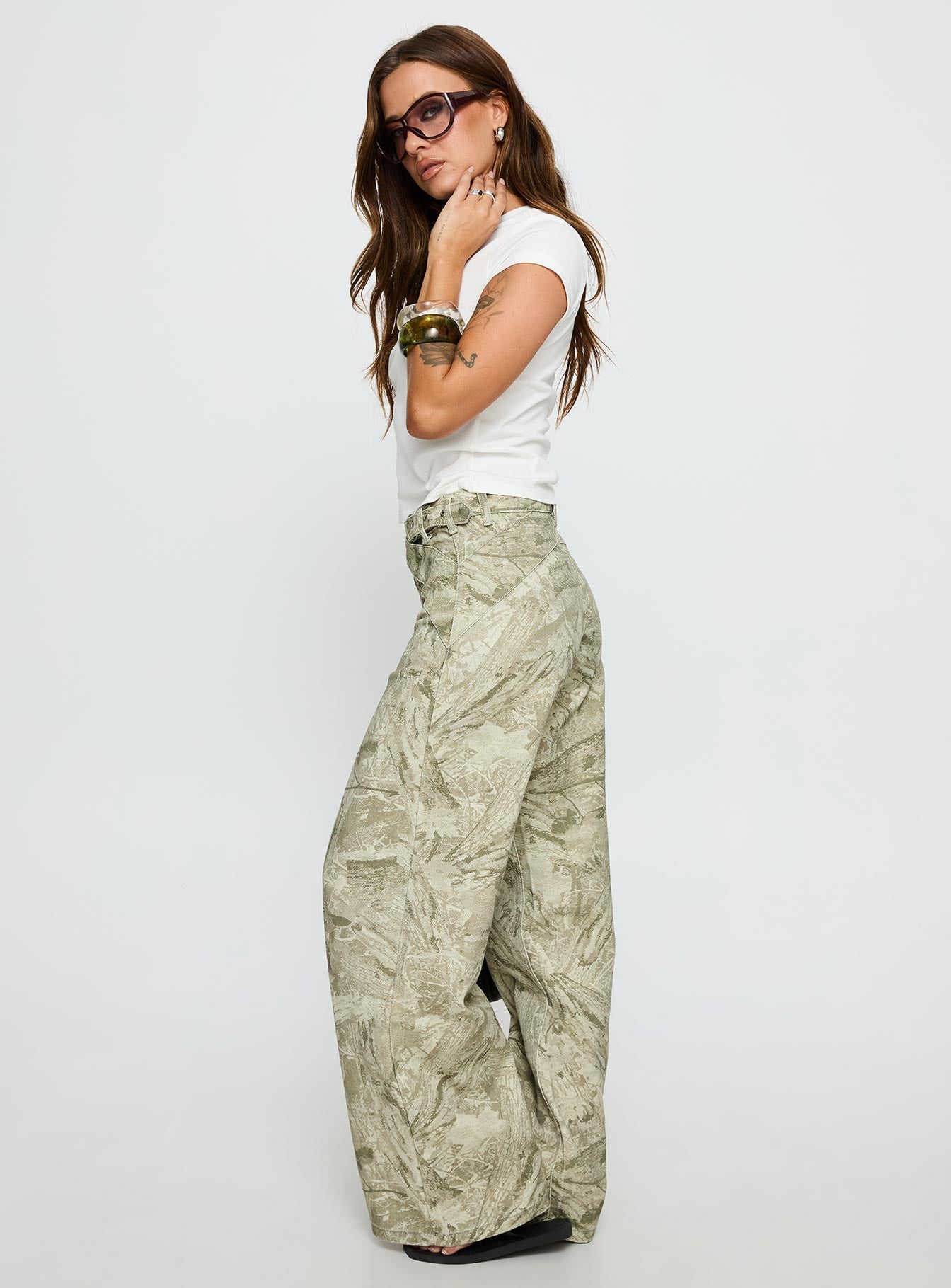 Mckinley Mid Rise Wide Leg Jeans Camouflage - Image 4