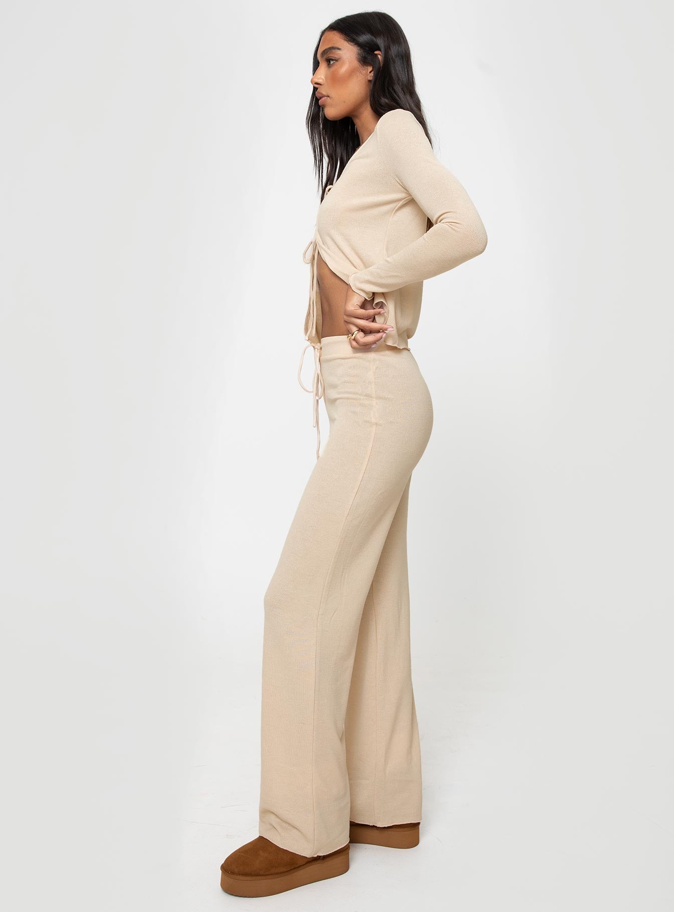 Laurelie Set Beige - Image 4