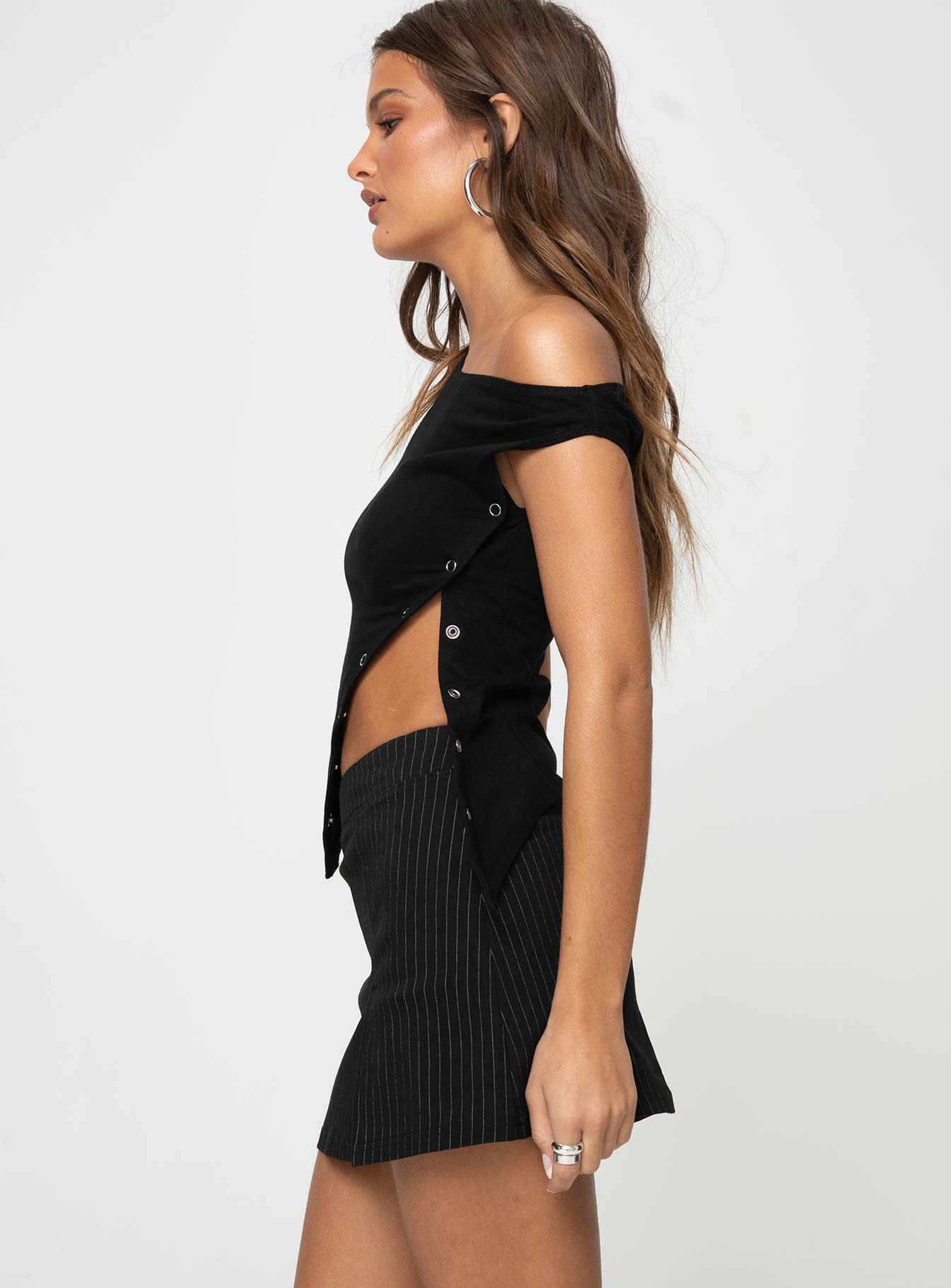 Karre Off The Shoulder Top Black - Image 4