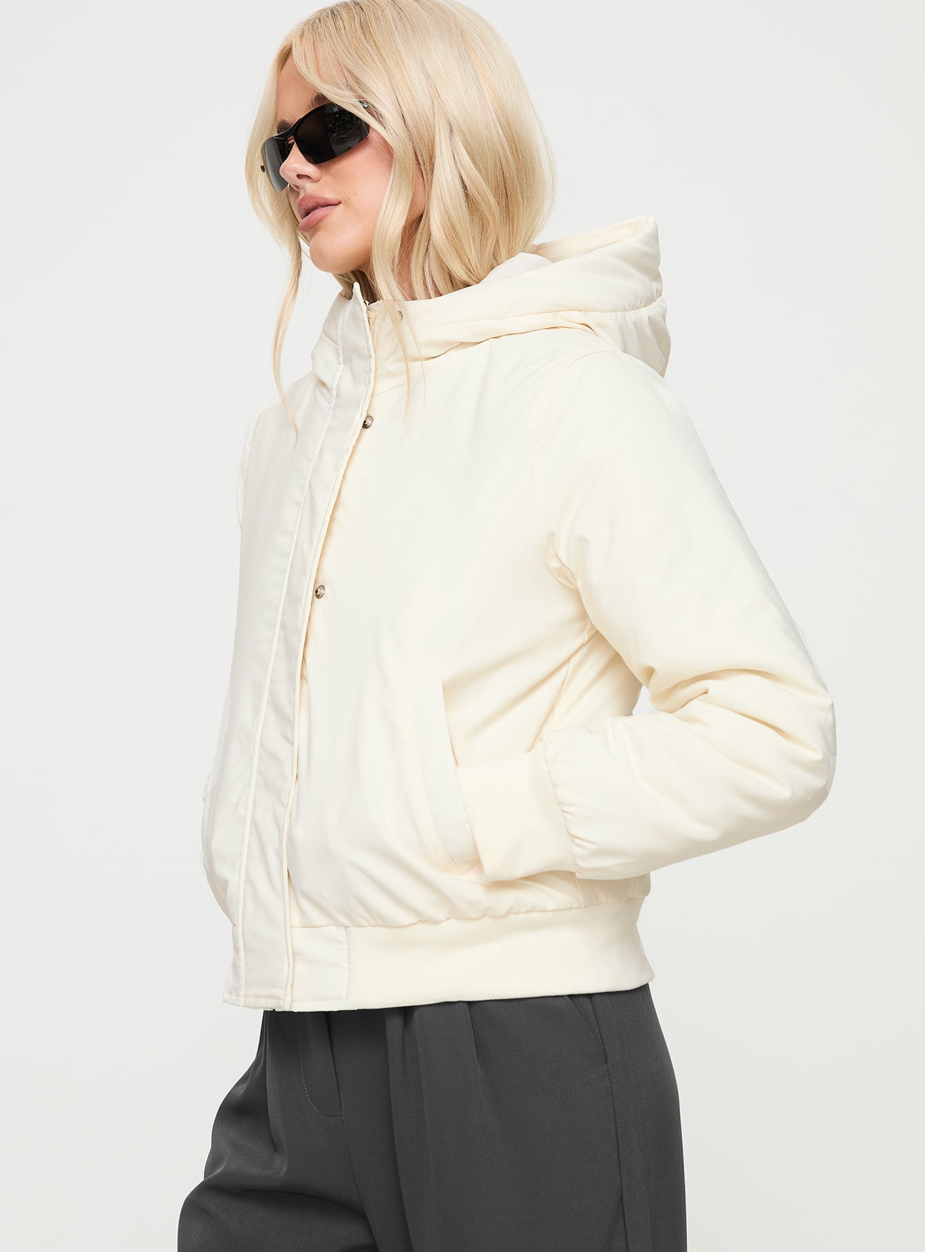 Battle Hooded Jacket Cream - Image 4