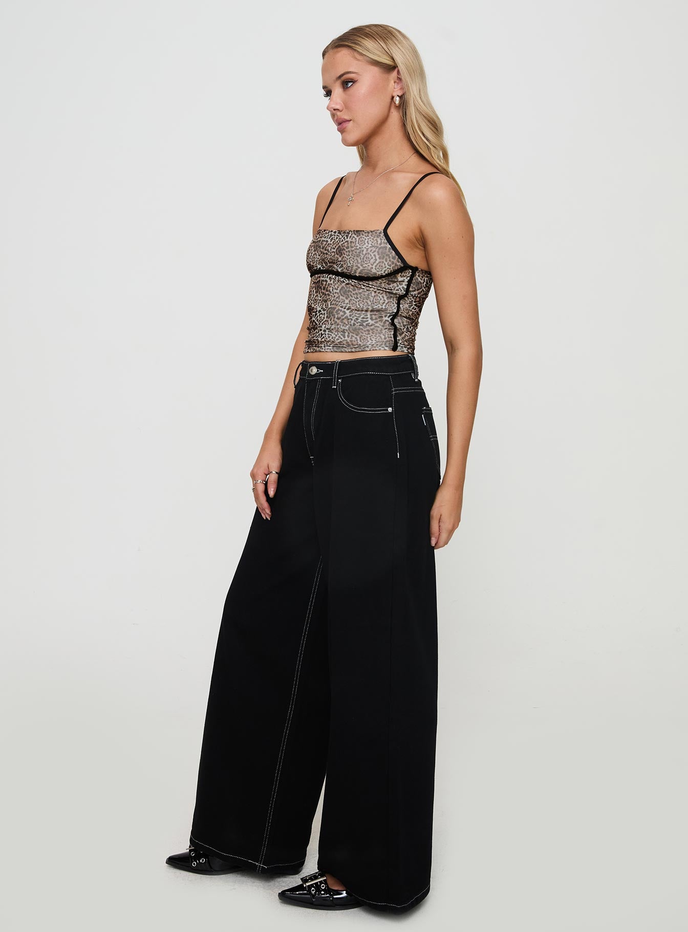 Naylor Wide Leg Jeans Mid Black - Image 4