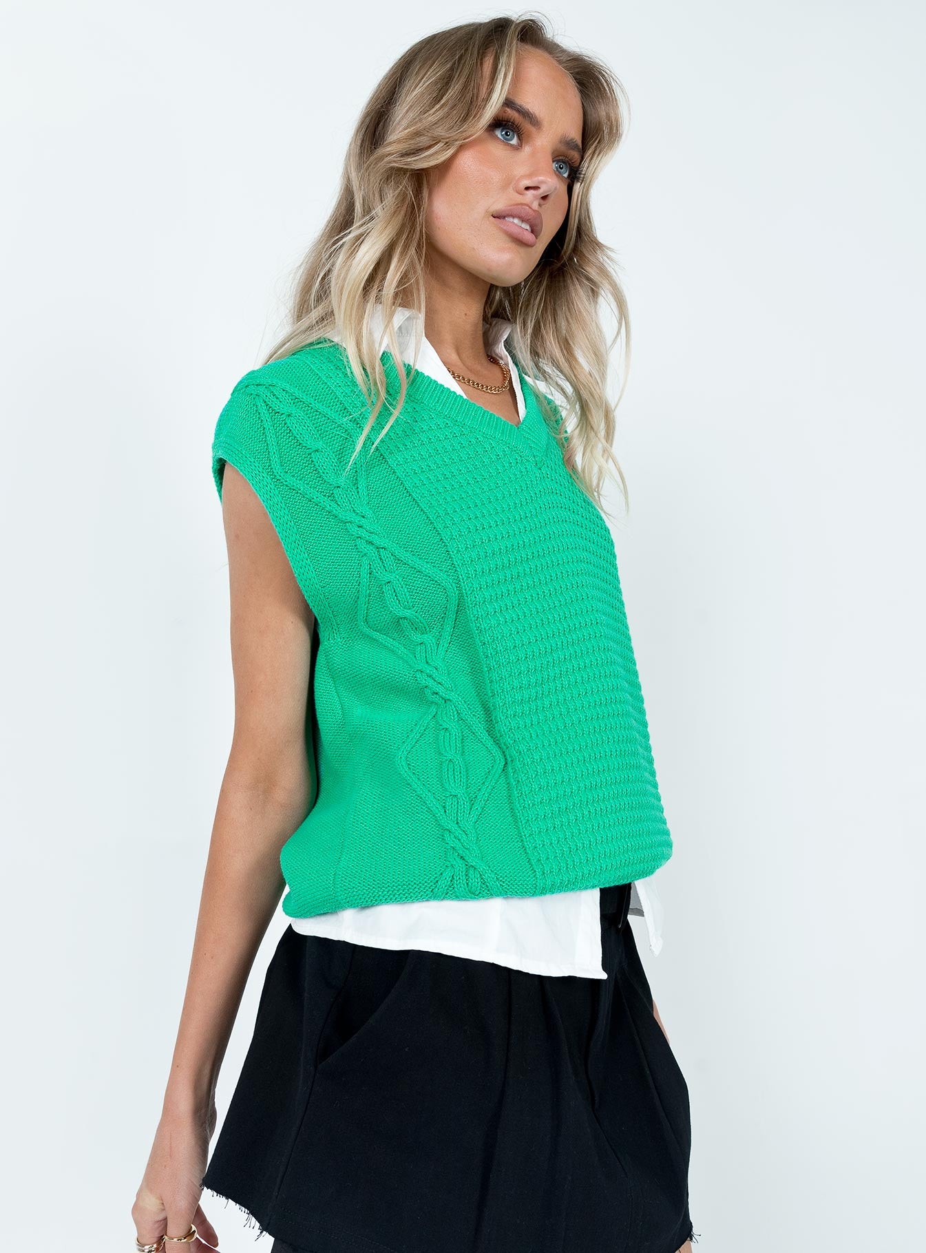 Cotton Carey Sweater Vest Green - Image 3