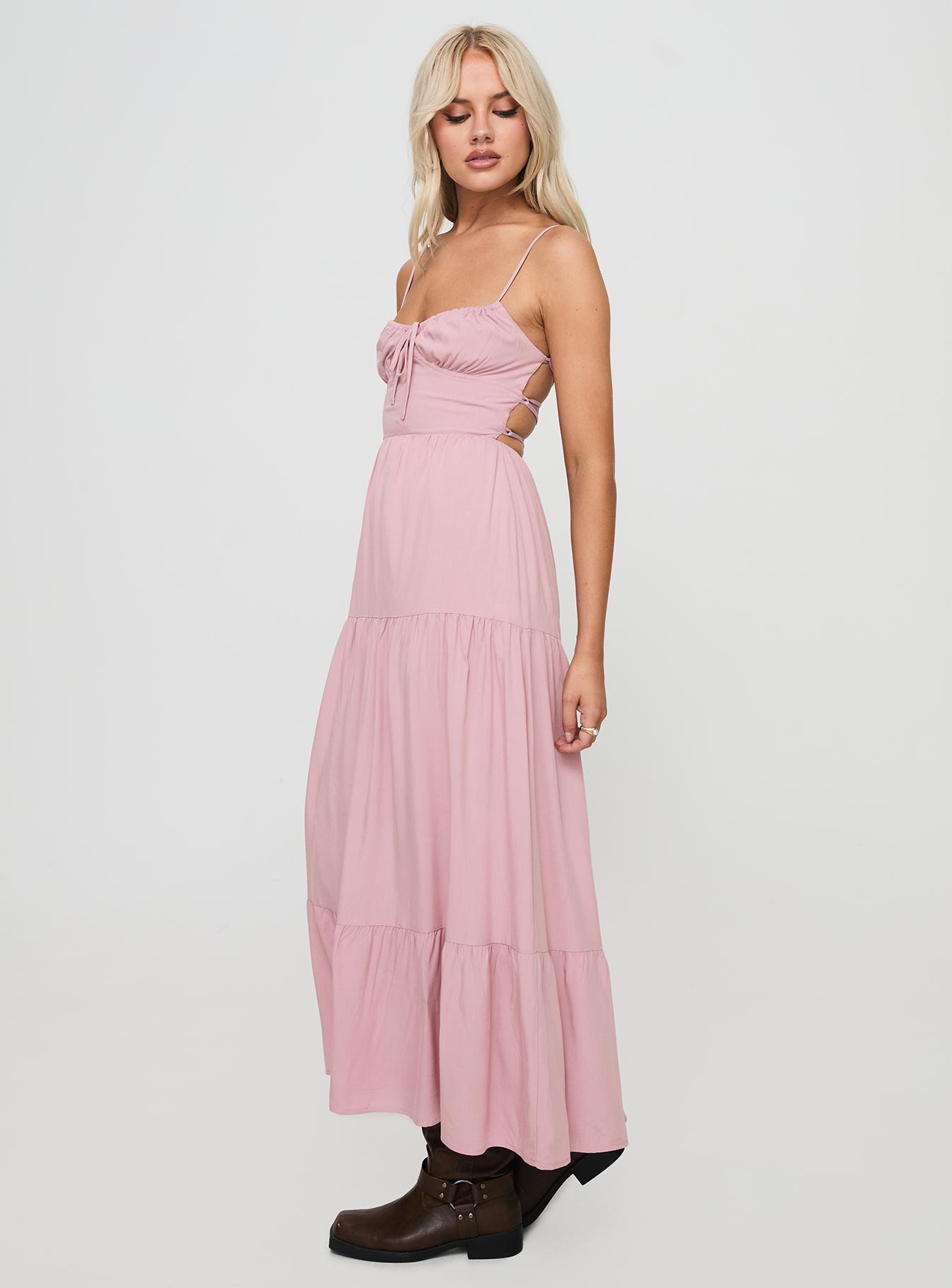 Juzen Maxi Dress Pink - Image 3
