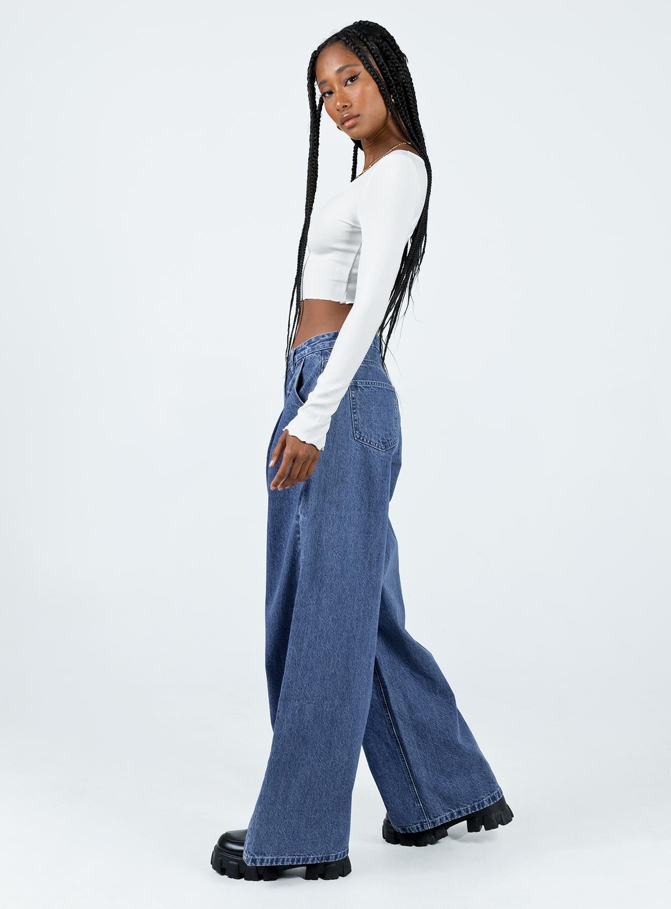 Bakali Wide Leg Jeans Dark Wash - Image 4