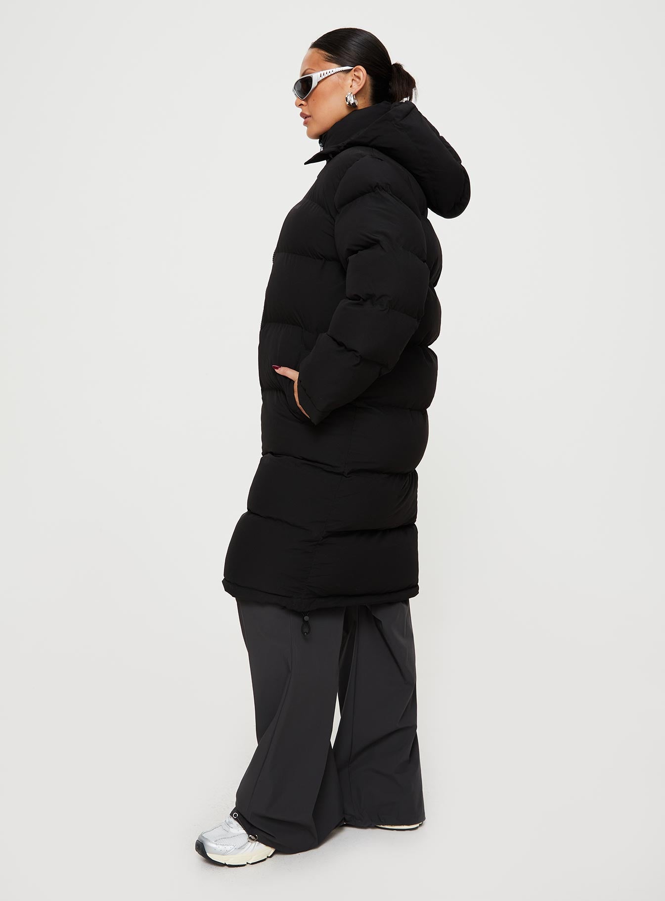 Dream Puff Technical Longline Puffer Jacket Black - Image 4