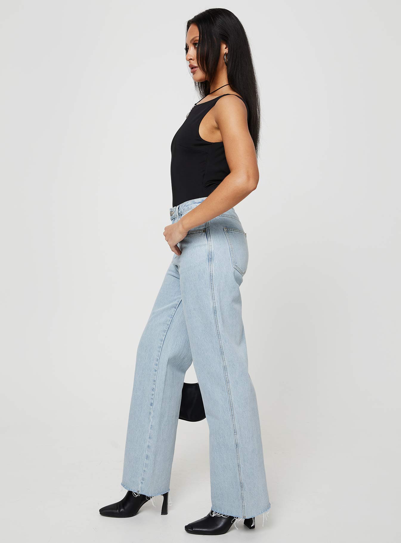 Arlington Straight Leg Denim Jeans Light Wash - Image 5