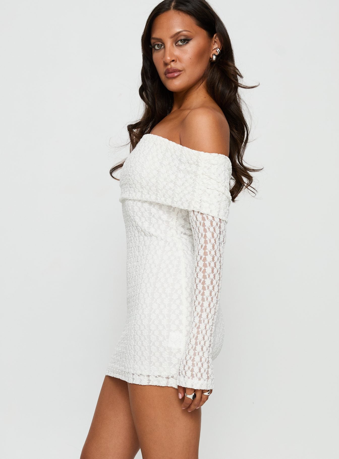 Leora Off Shoulder Long Sleeve Mini Dress White - Image 4