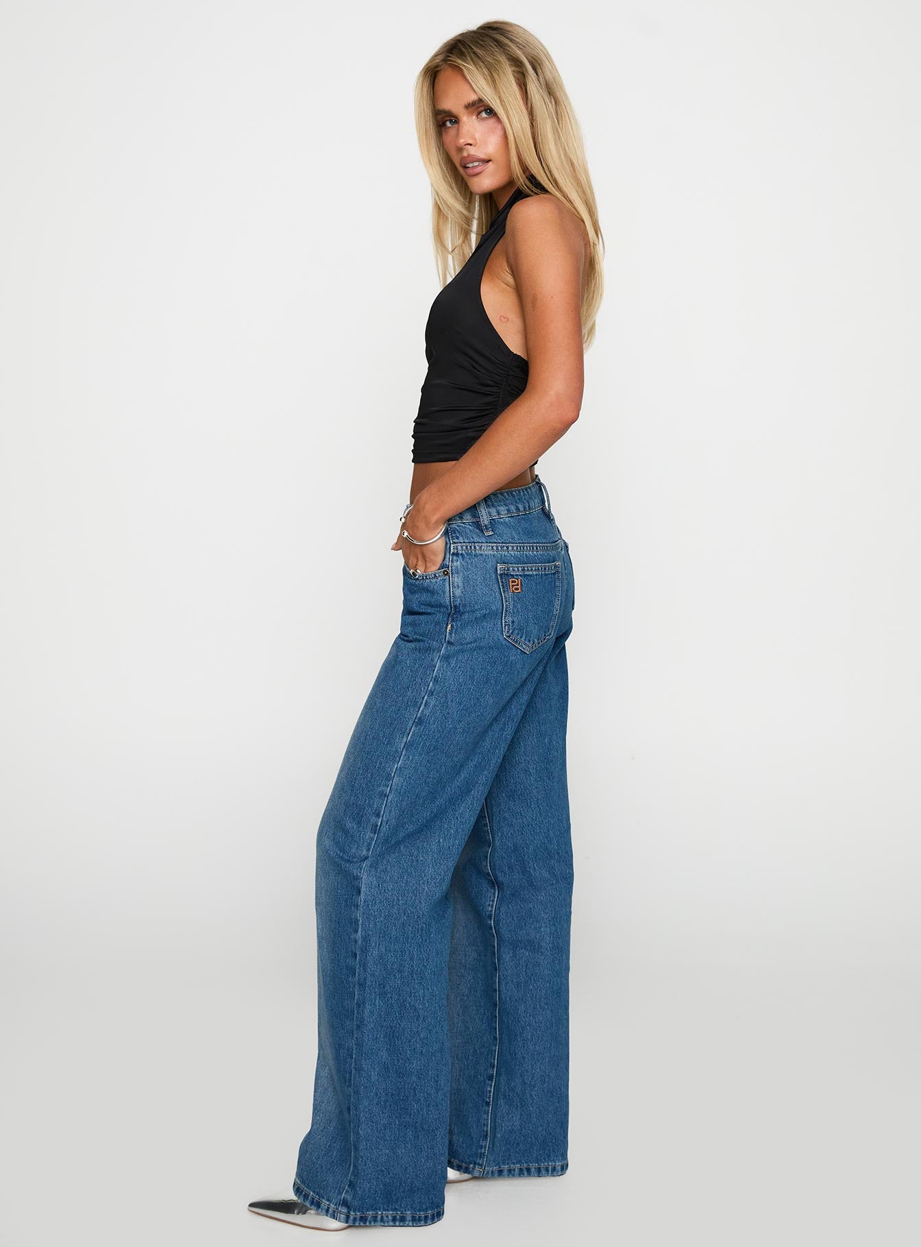 On Sunset Mid Rise Straight Leg Jeans Dark Wash - Image 4