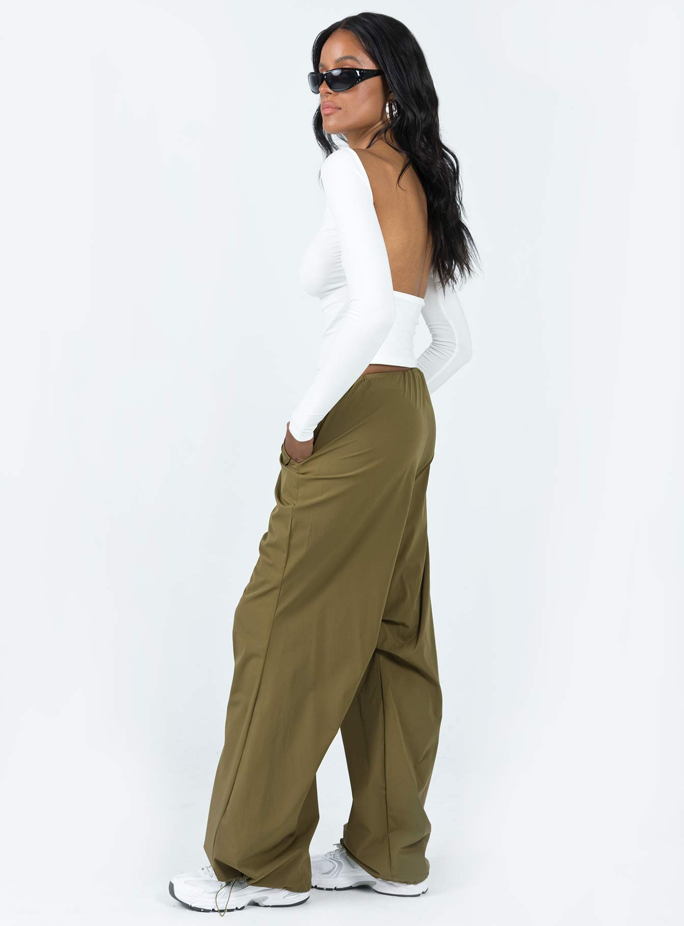 Somers Parachute Pant Khaki - Image 4