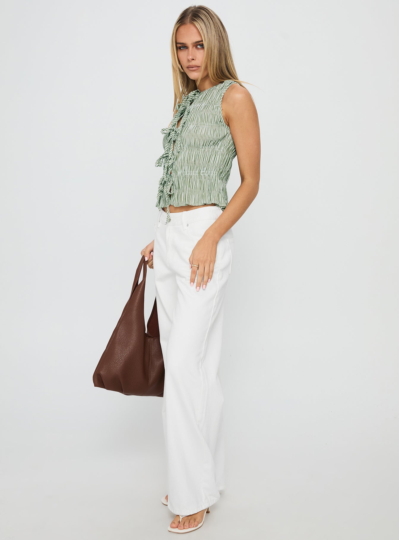 Serenitia Mid Rise Straight Leg Relaxed Jeans White Wash - Image 4