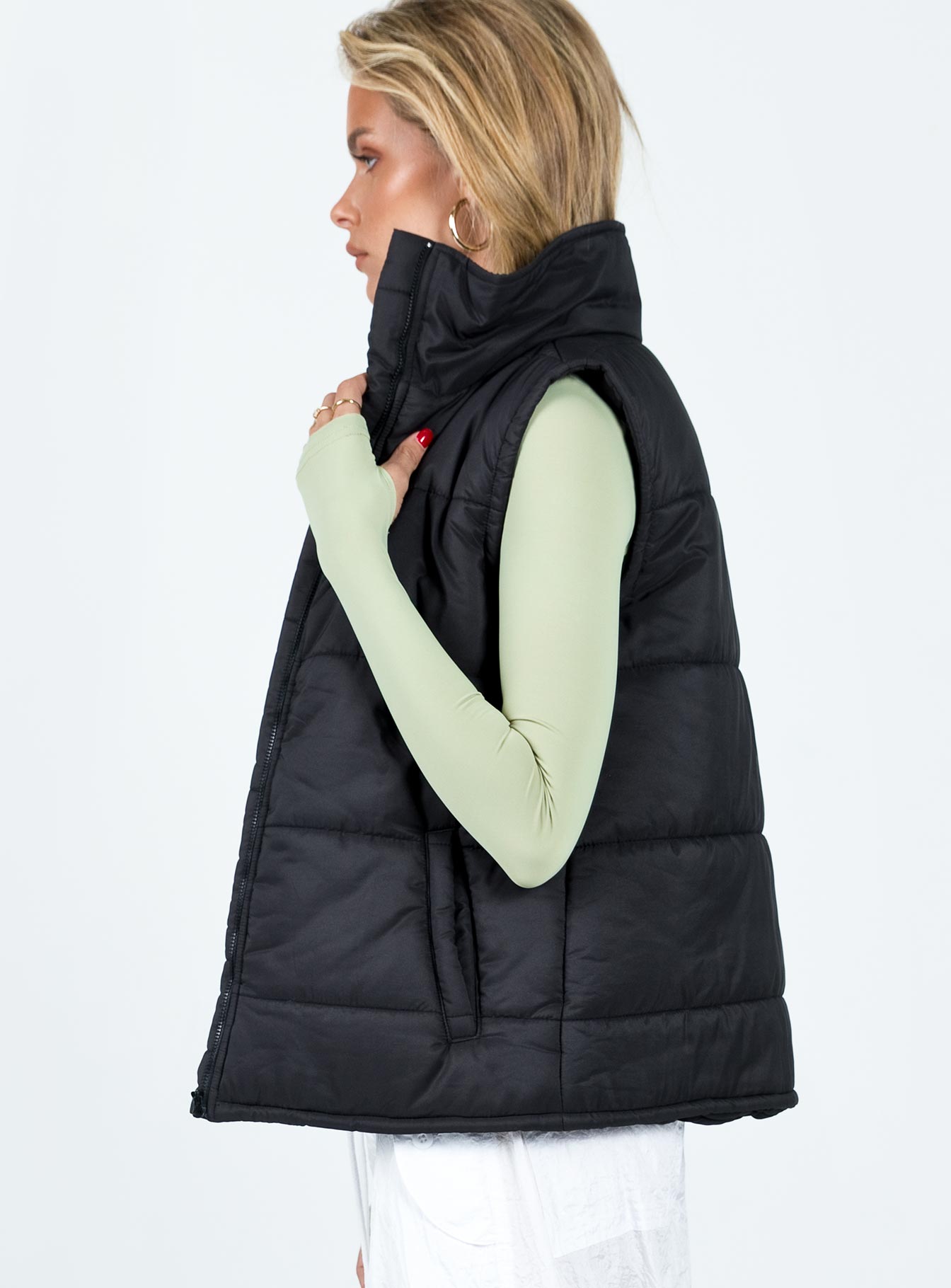 Coulter Puffer Vest Black - Image 3
