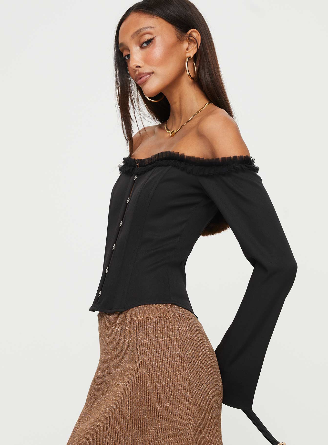 Avaah Off The Shoulder Top Black - Image 4