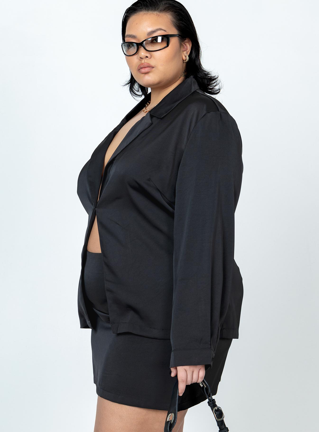 Eileen Set Black Curve - Image 4