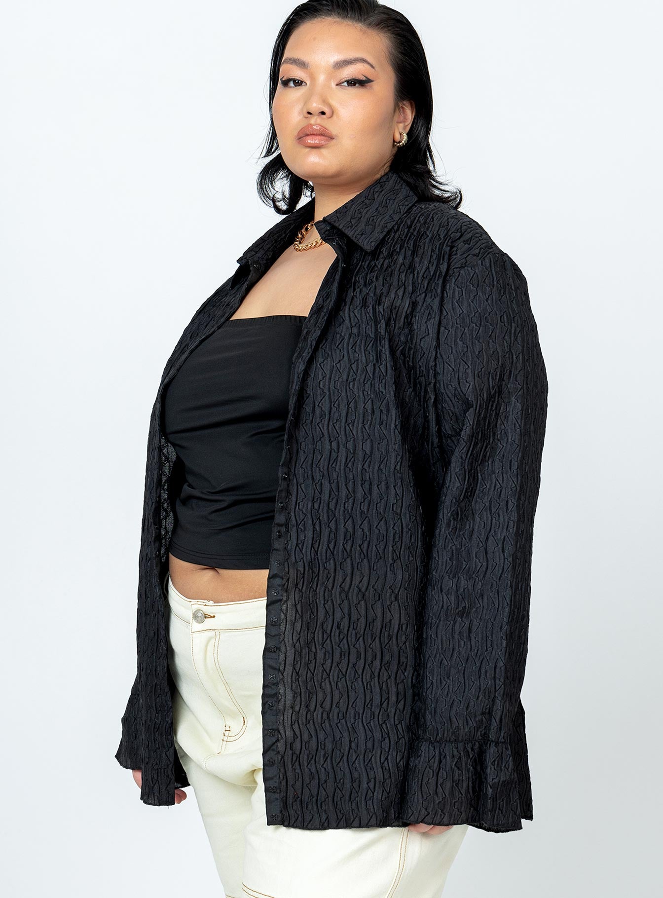 Chrisley Shirt Black Curve - Image 4