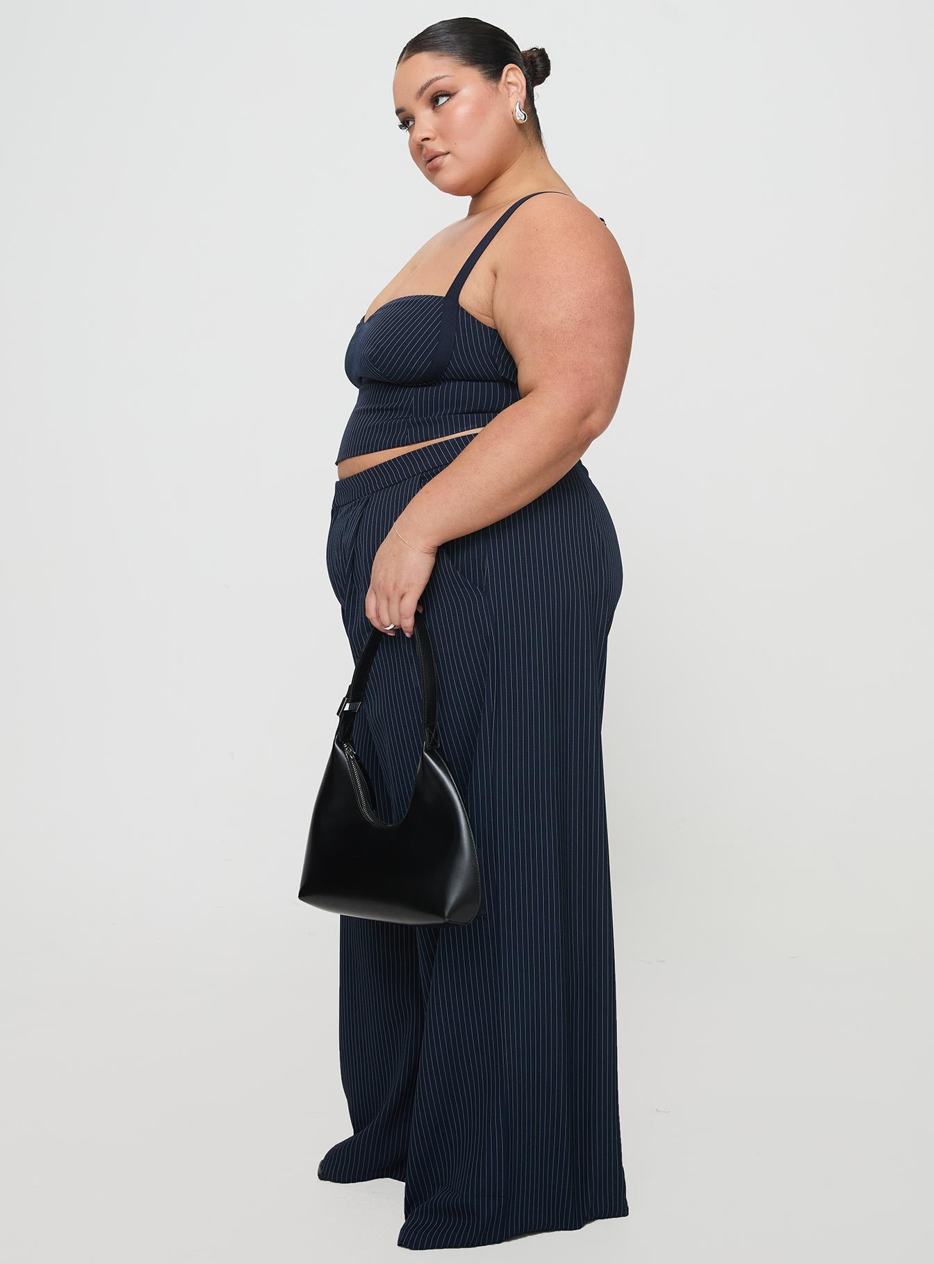 Briana Set Navy Pinstripe Curve - Image 3