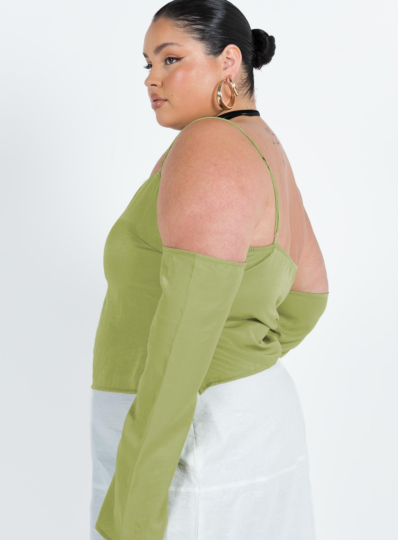 Cold Shoulder Top Green Curve - Image 4