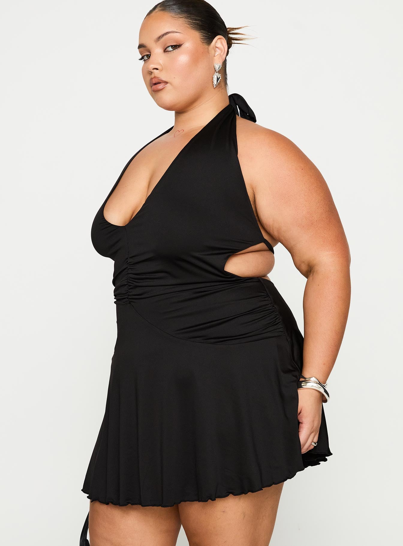 Maeva Halter Mini Dress Black Curve - Image 4