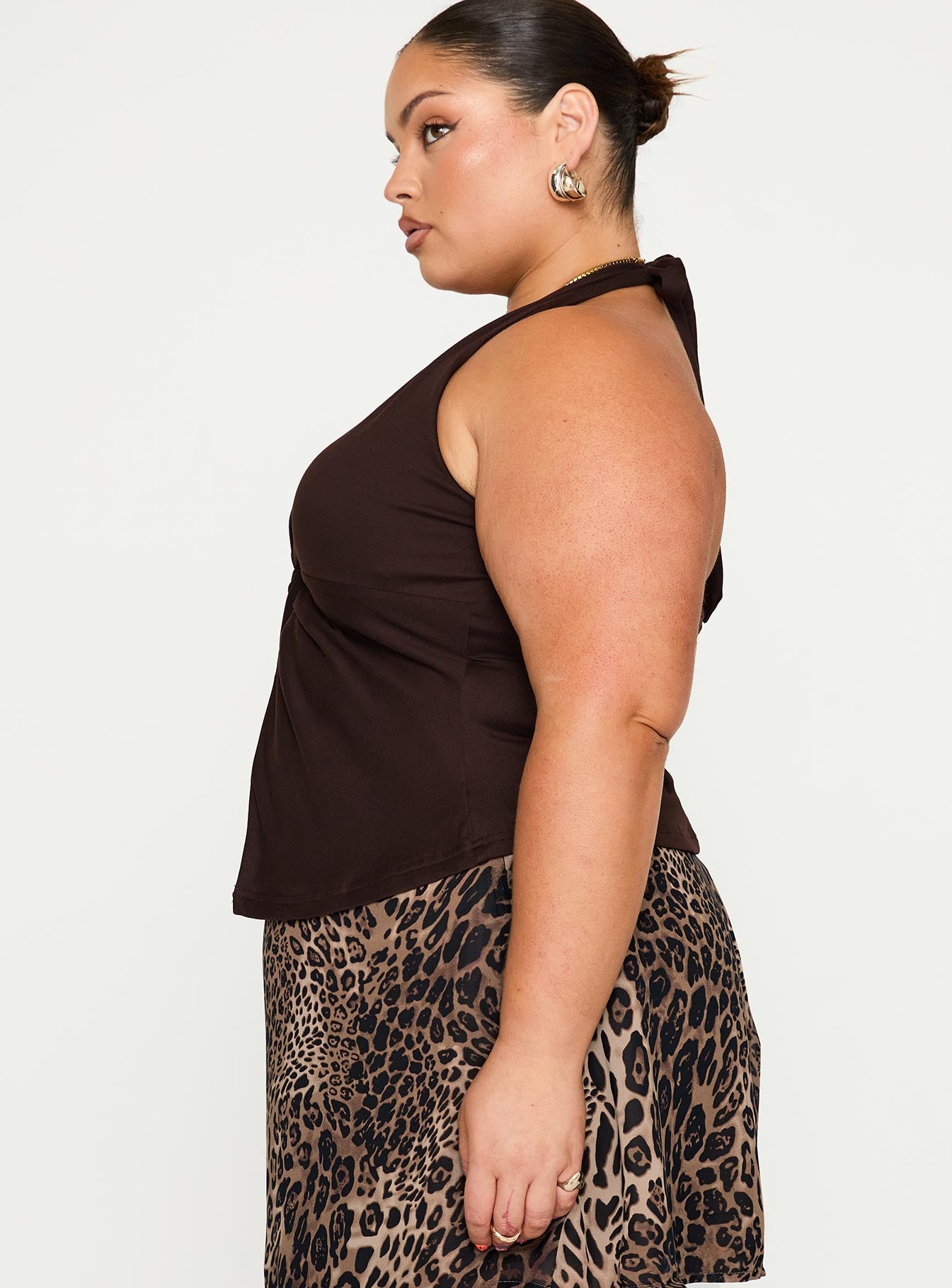 No Hard Feelings Twist Top Brown Curve - Image 4