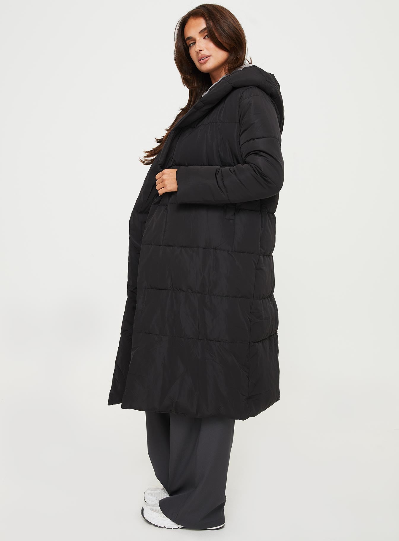 Philo Longline Hooded Puffer Jacket Black - Image 4