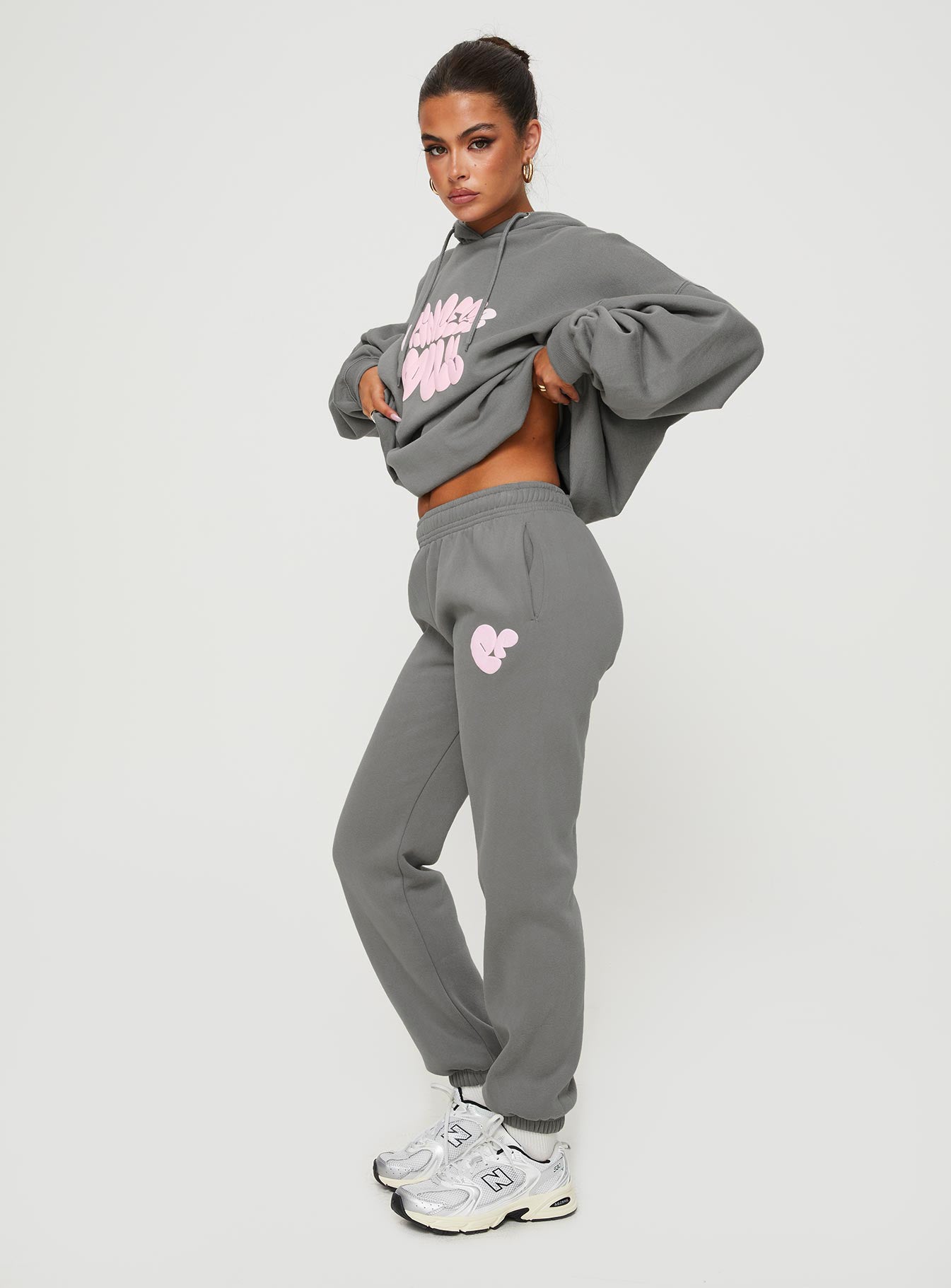 Princess Polly Track Pants Bubble Text Charcoal / Light Pink - Image 4