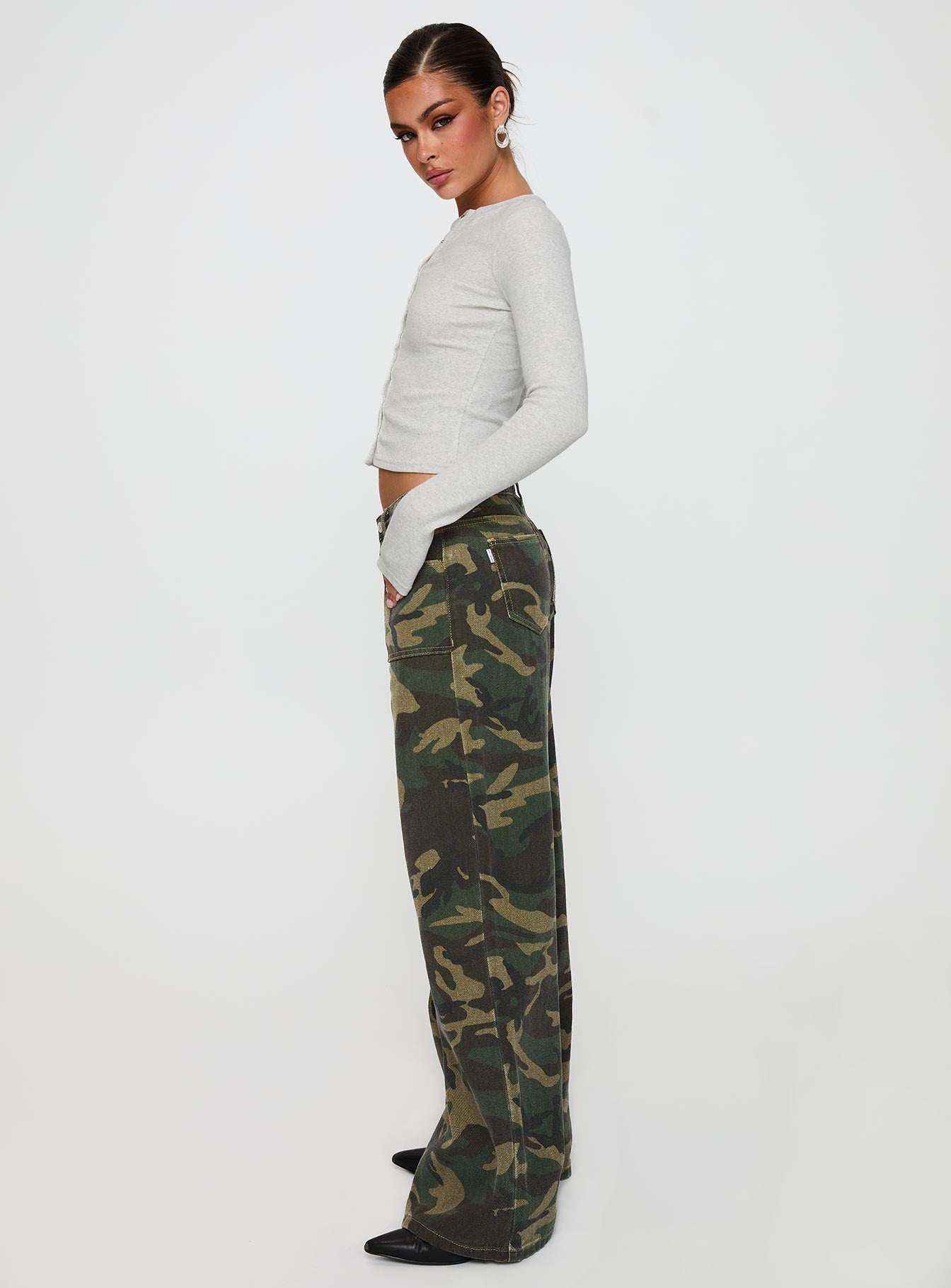 Briony Mid Rise Wide Leg Jeans Camouflage - Image 4