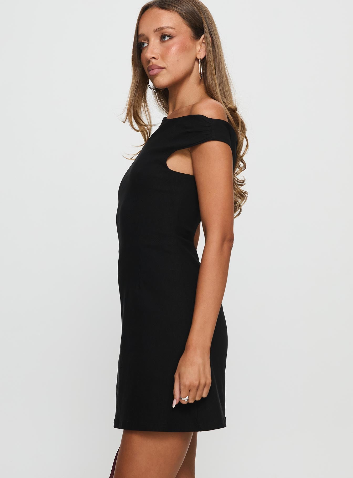 Assured One Shoulder Romper Black - Image 3