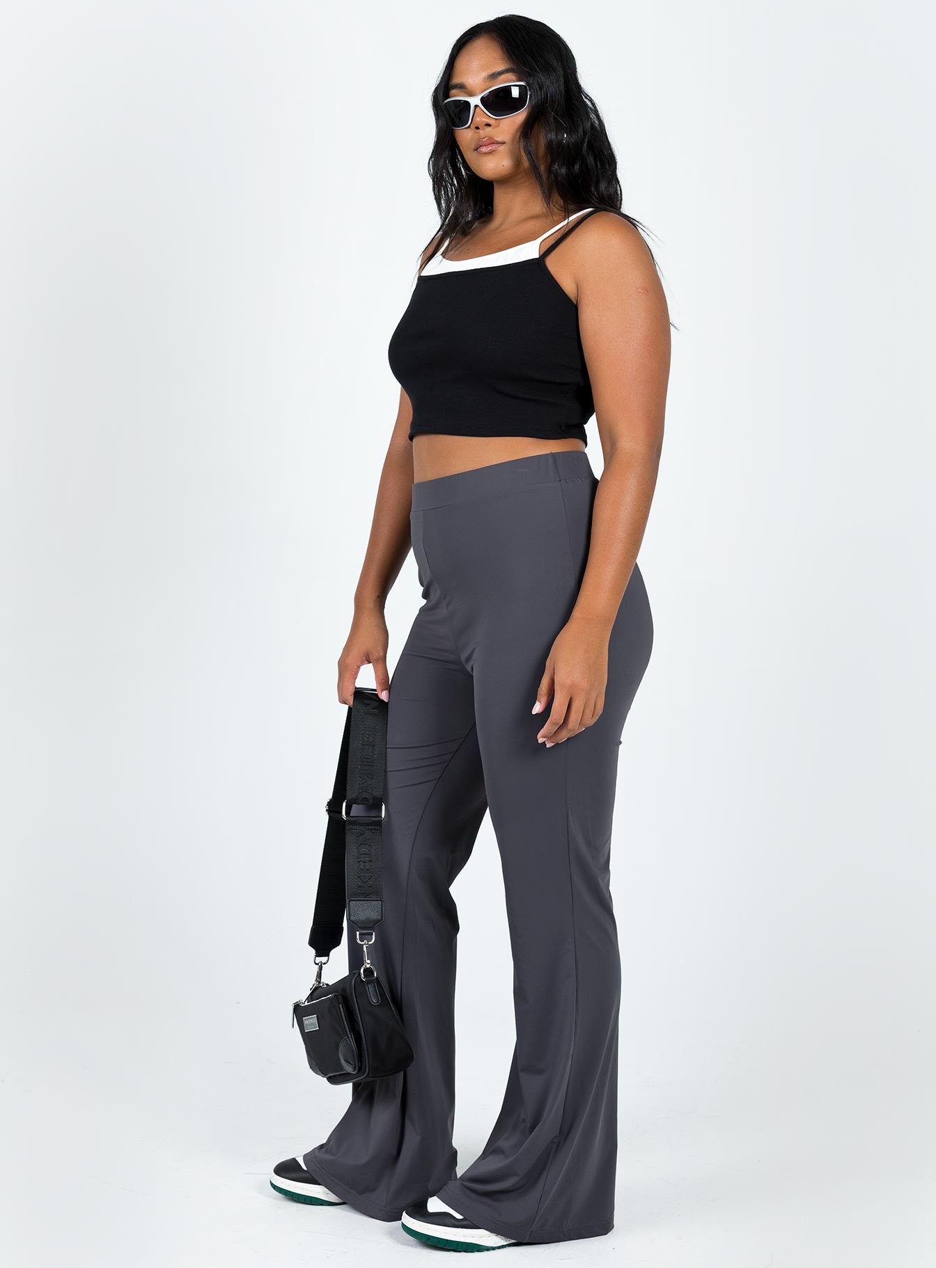 Vellgrove Pants Grey - Image 4