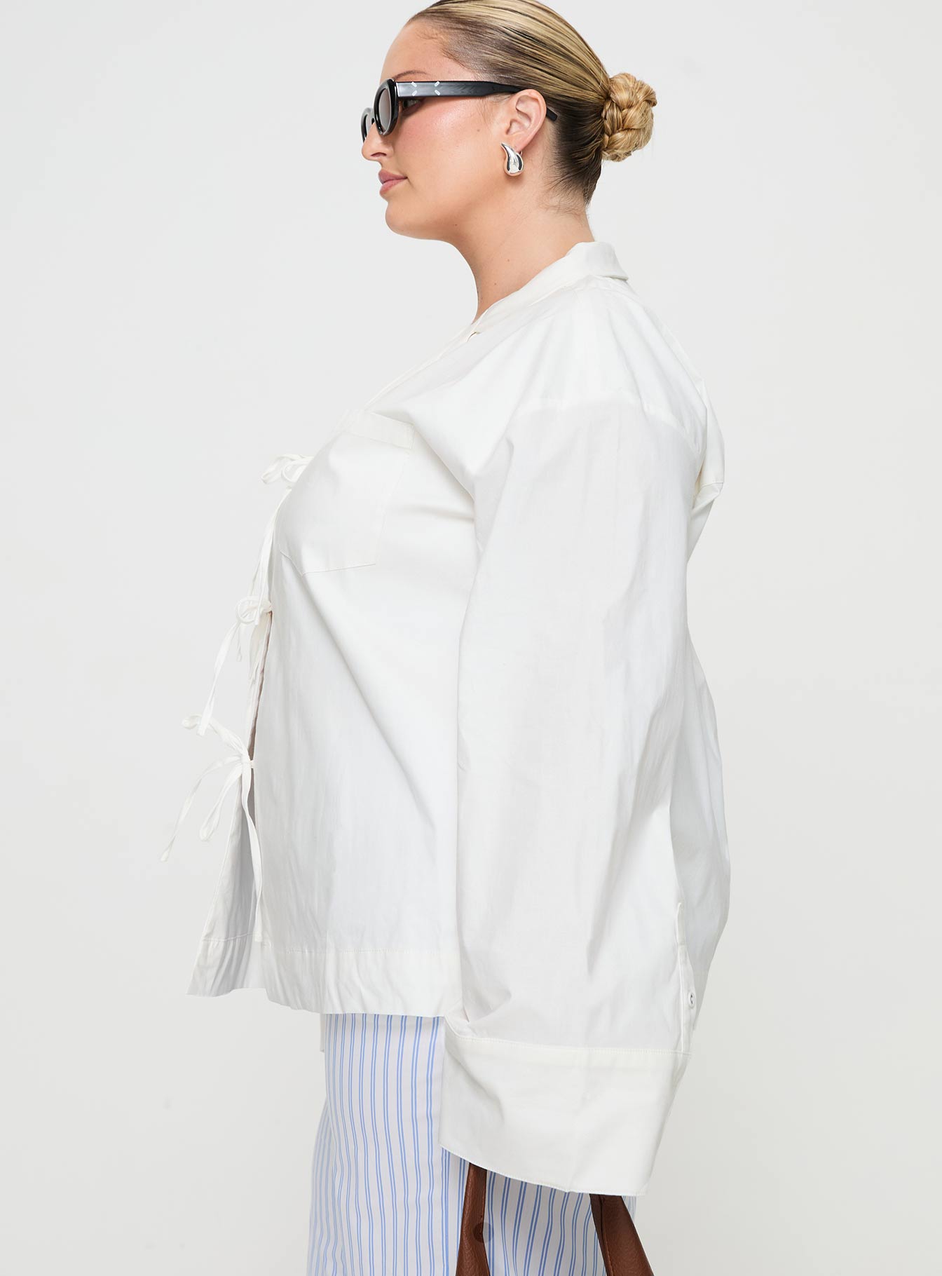 Spiri Shirt White Curve - Image 4