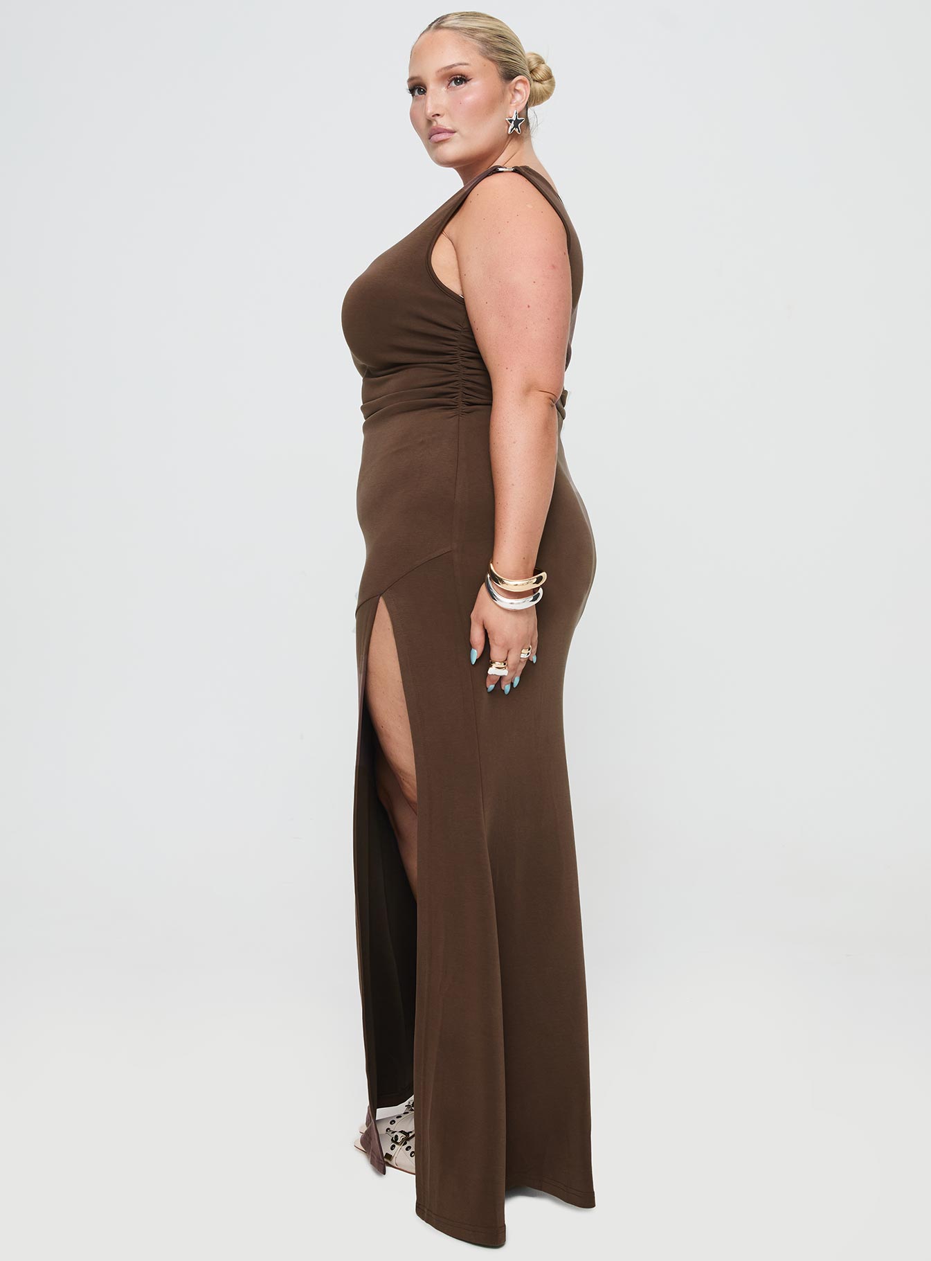 Rios One Shoulder Maxi Dress Brown Curve - Image 4