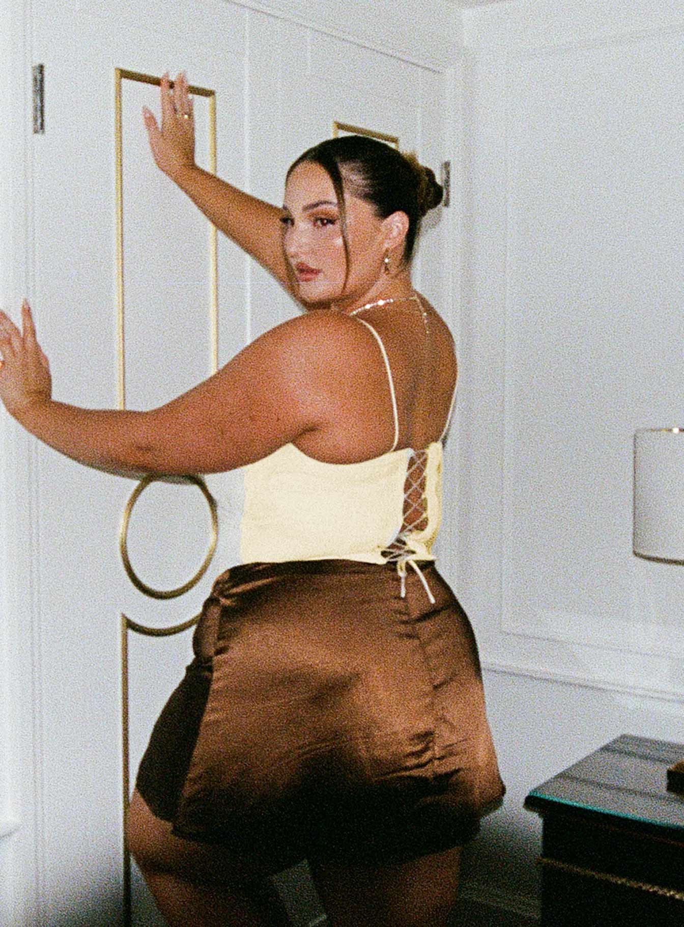 Daintree Plisse Corset Beige Curve - Image 4