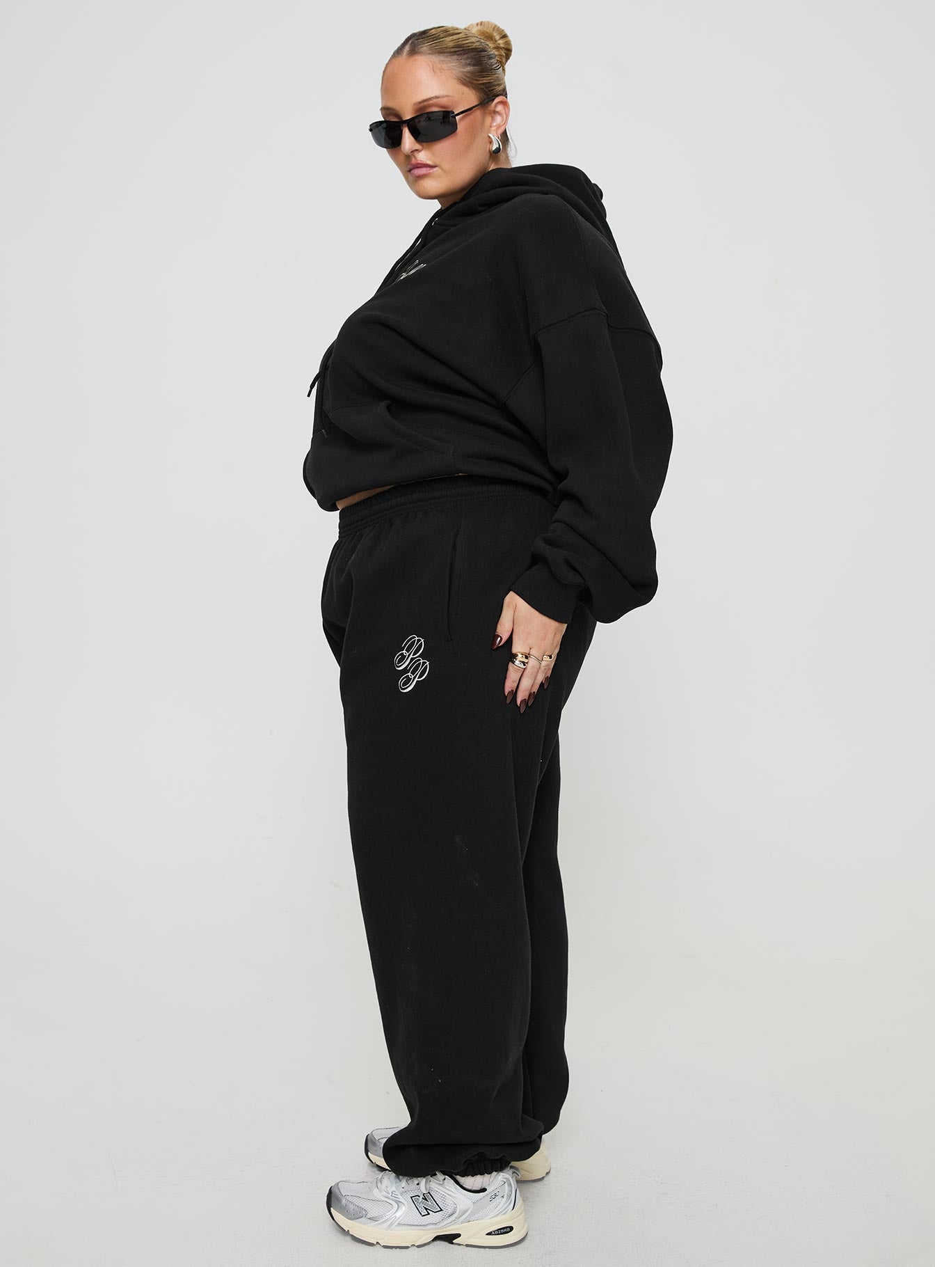 Princess Polly Track Pants Script Black / Ivory Curve - Image 4