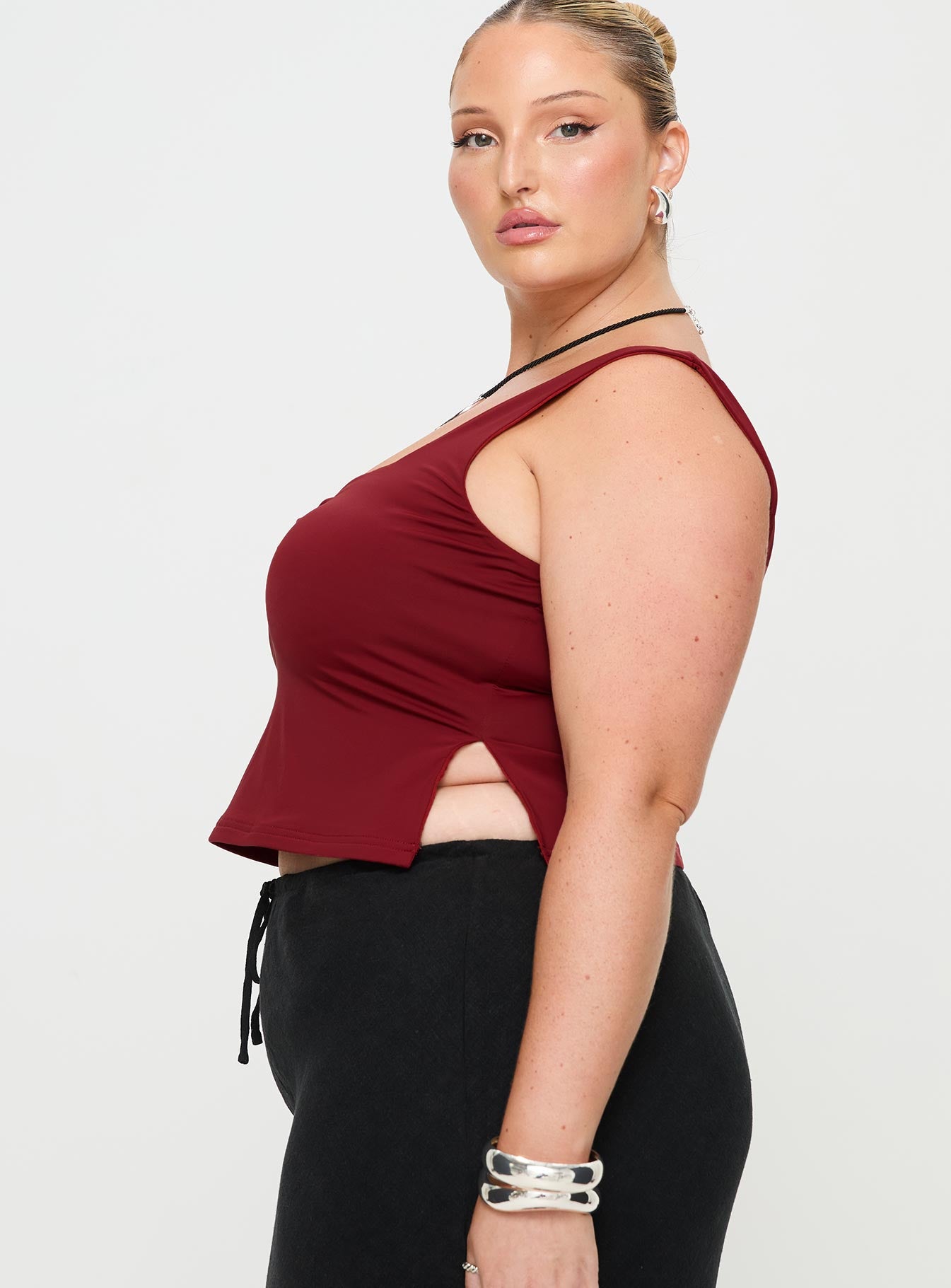 Rehna Top Burgundy Curve - Image 4