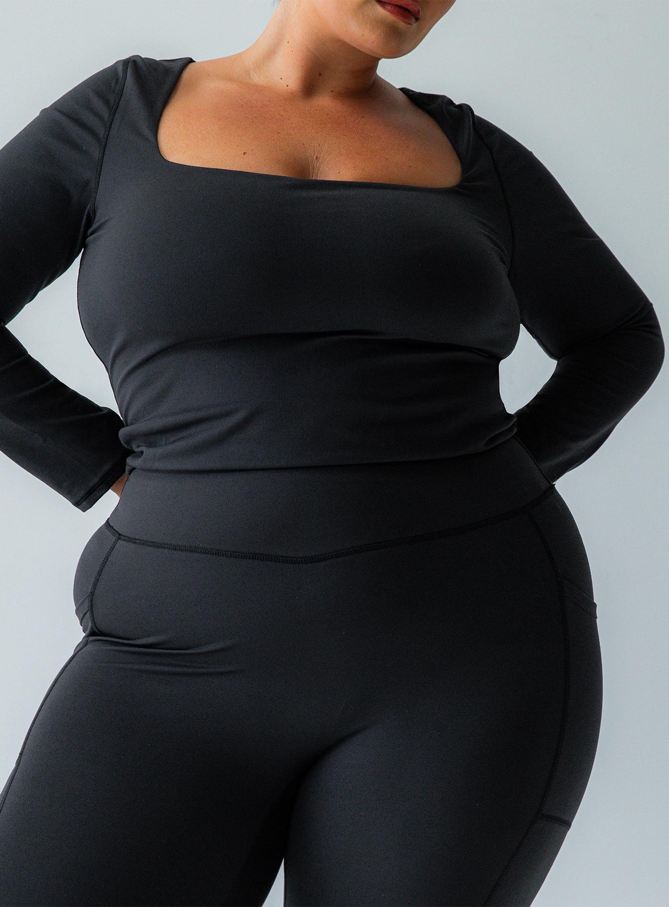 Thriving Activewear Top Black Curve - Image 3