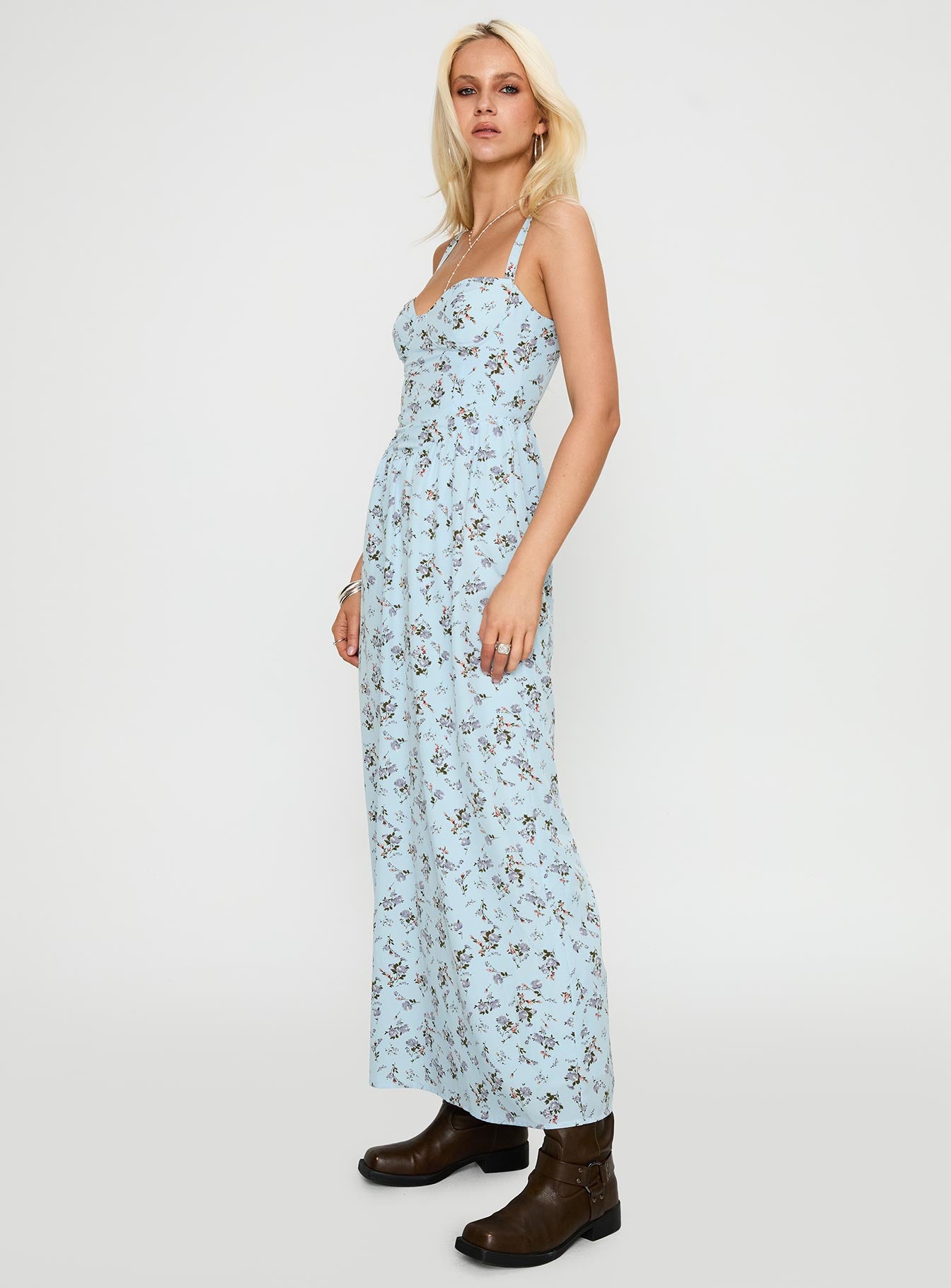Izebella Maxi Dress Blue Floral - Image 3