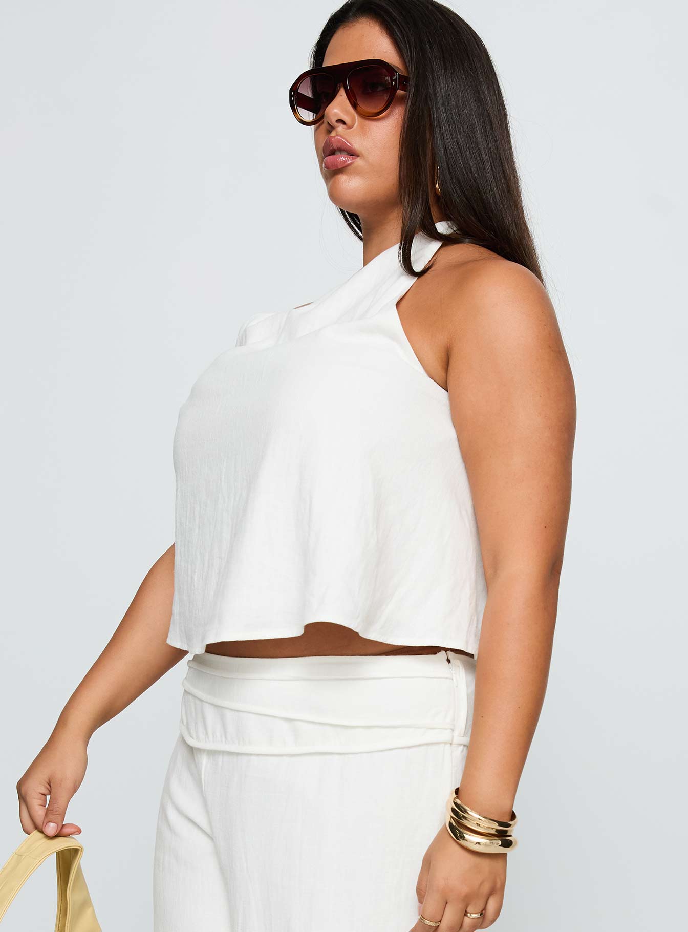 Aquaria Halter Linen Blend Top White Curve - Image 4