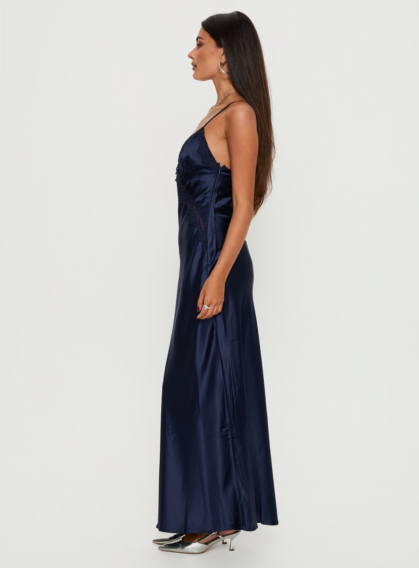 Madelene Lace V Neck Maxi Dress Navy - Image 3