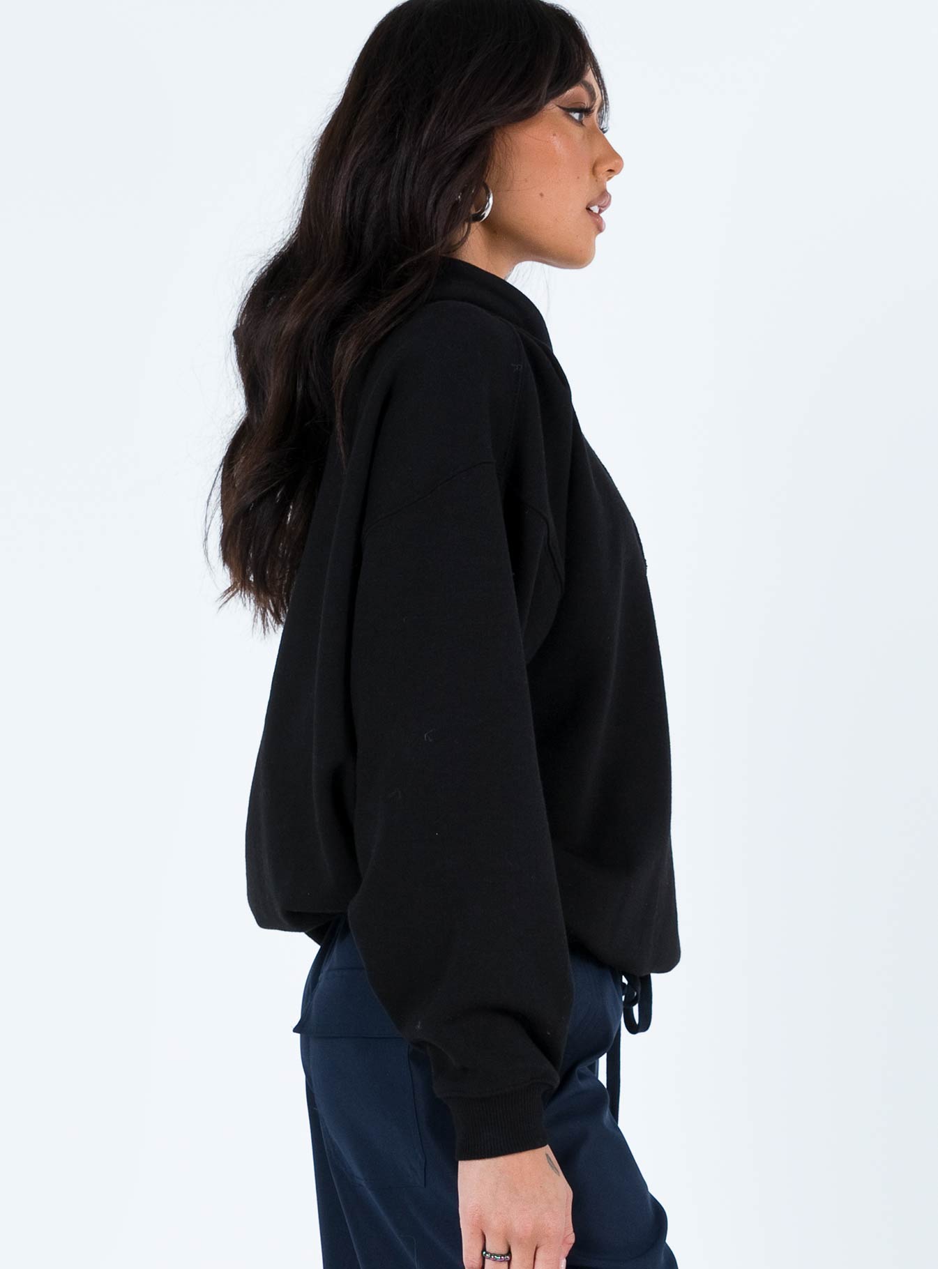 Ritu Oversized Hoodie Black - Image 4