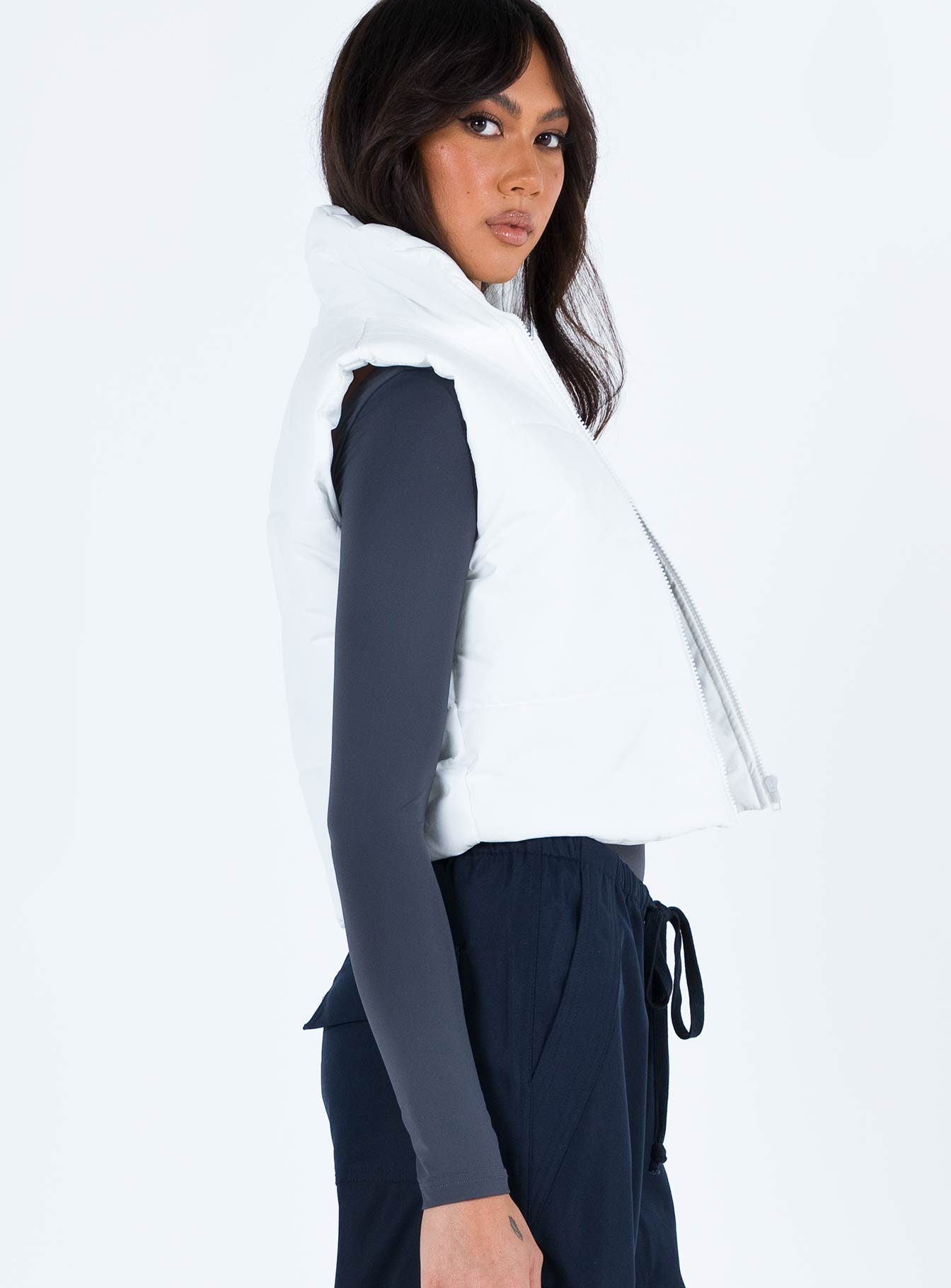 Kirby Puffer Vest White - Image 5