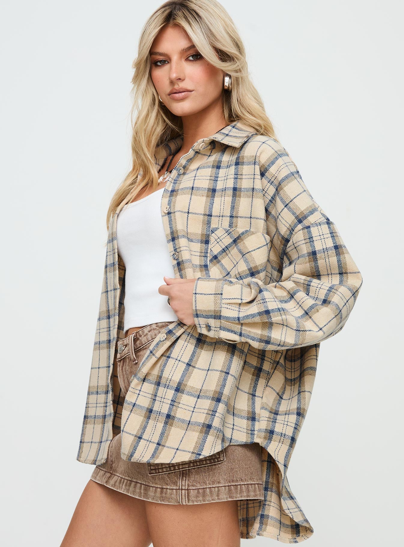Leylan Oversized Plaid Shacket Cream Plaid - Image 4