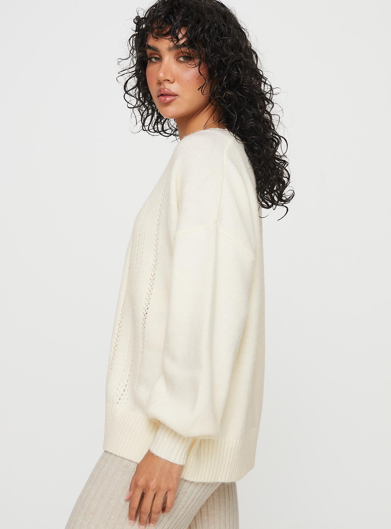 Oakleigh Cardigan Cream - Image 4