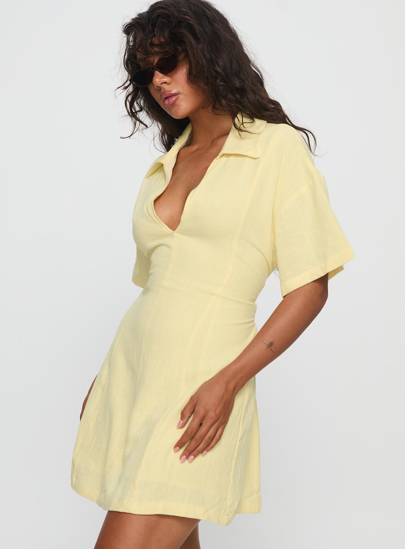 Wylla V Neck Linen Mini Dress Yellow - Image 4