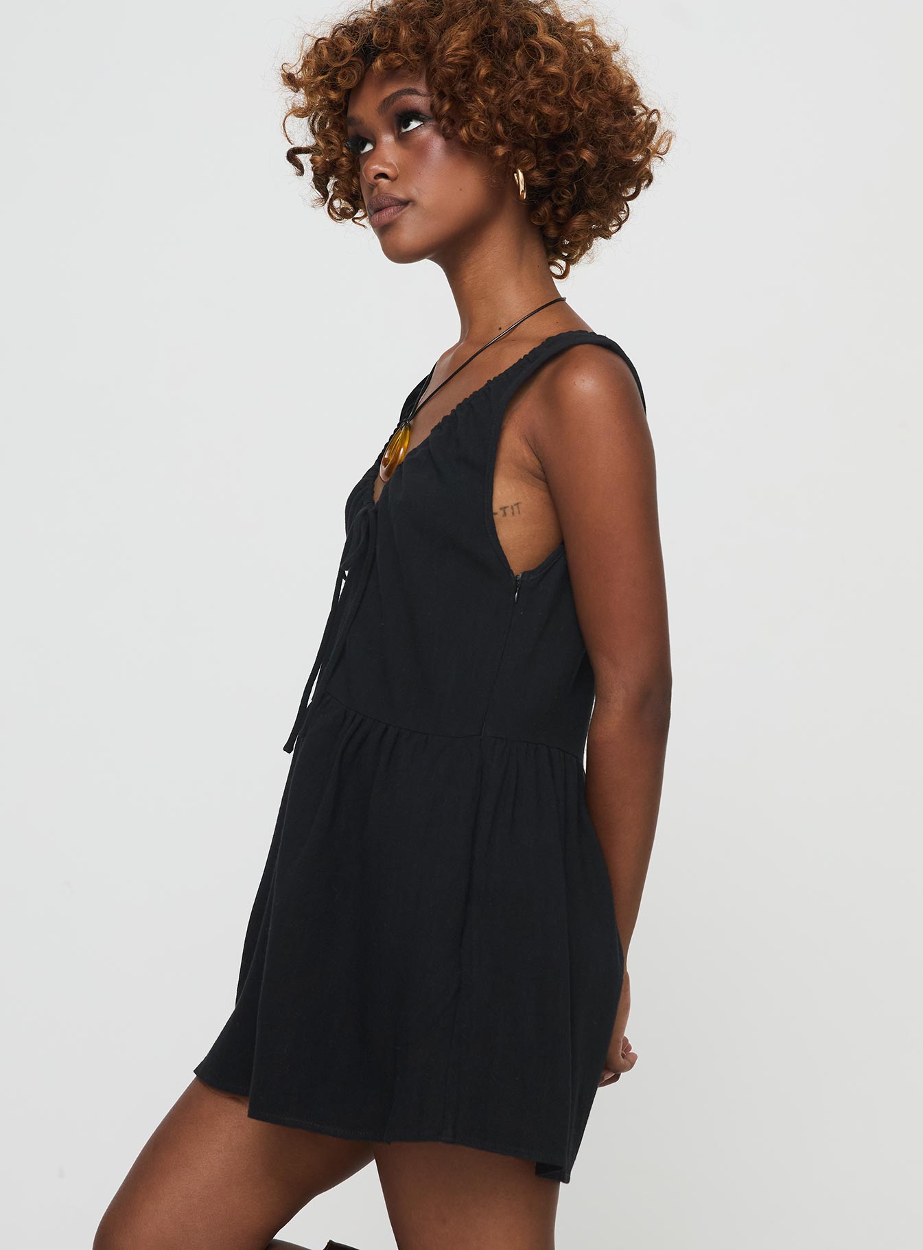 Mackellar Romper Black - Image 4