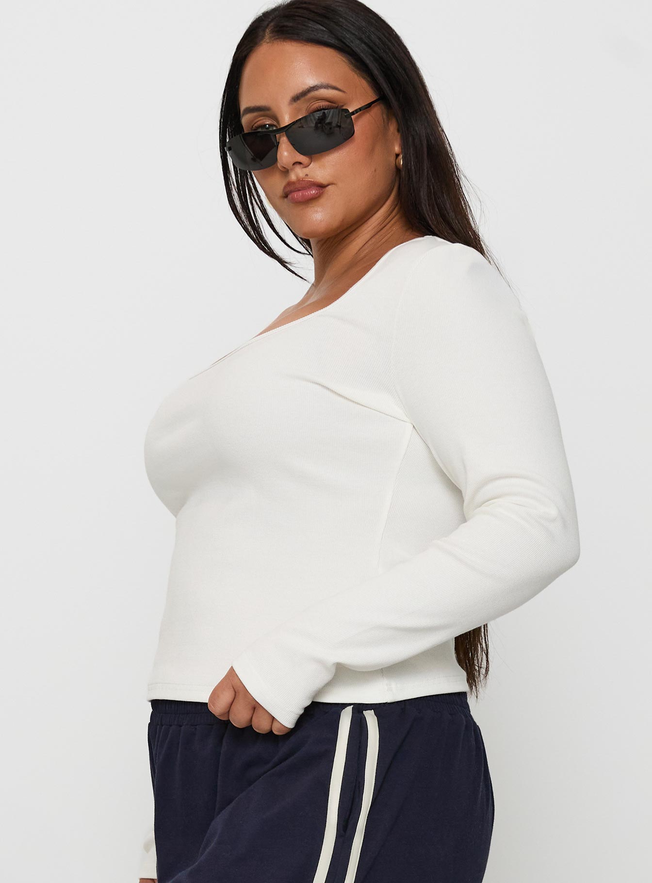 Baseline Long Sleeve Top White Curve - Image 4