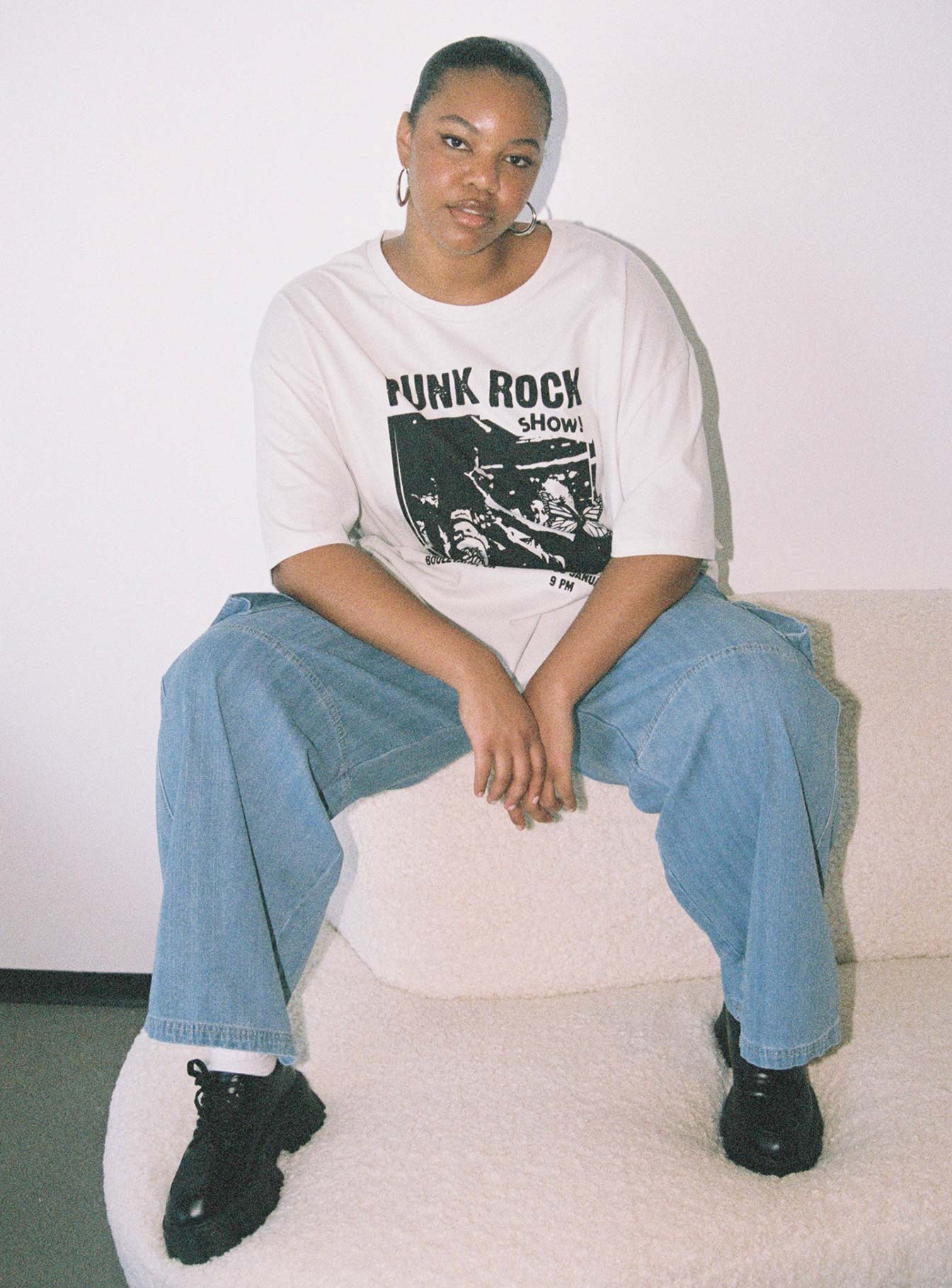 Paige Mid Rise Cargo Jean Denim Curve - Image 3